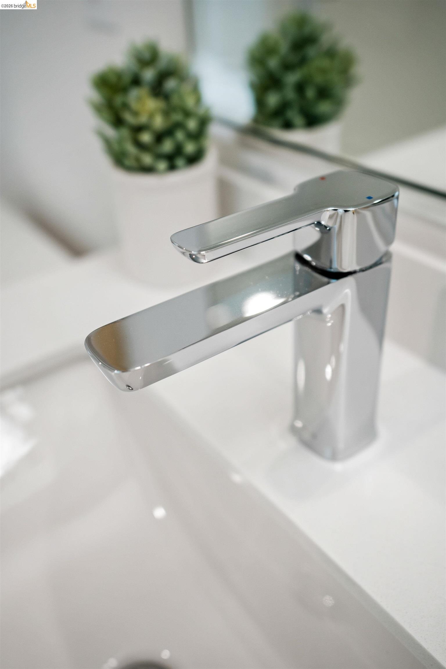 Detail Gallery Image 15 of 24 For 500 Somi Ct #301,  Hayward,  CA 94544 - 3 Beds | 2 Baths