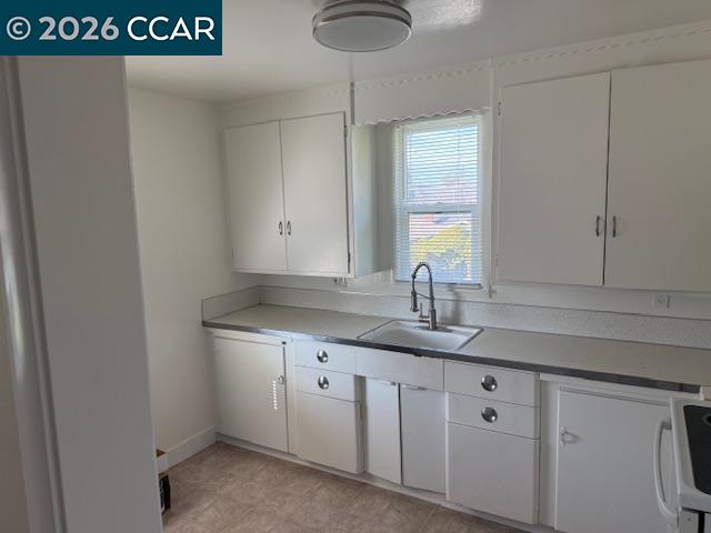 Detail Gallery Image 5 of 12 For 1830 Scott Rd, Concord,  CA 94519 - – Beds | – Baths