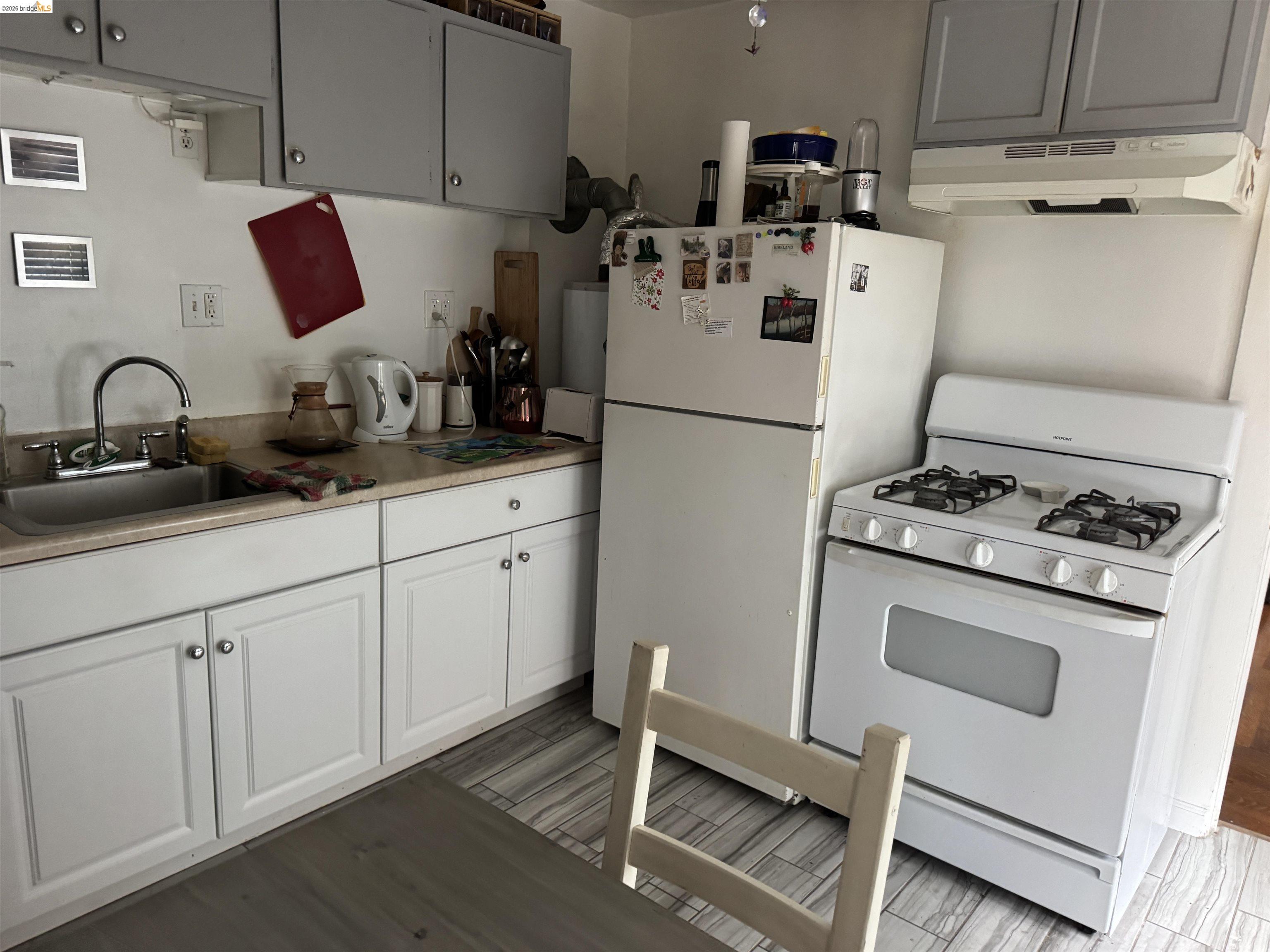 Detail Gallery Image 26 of 53 For 362 S Hudson Street, Oakland,  CA 94618-1185 - – Beds | – Baths