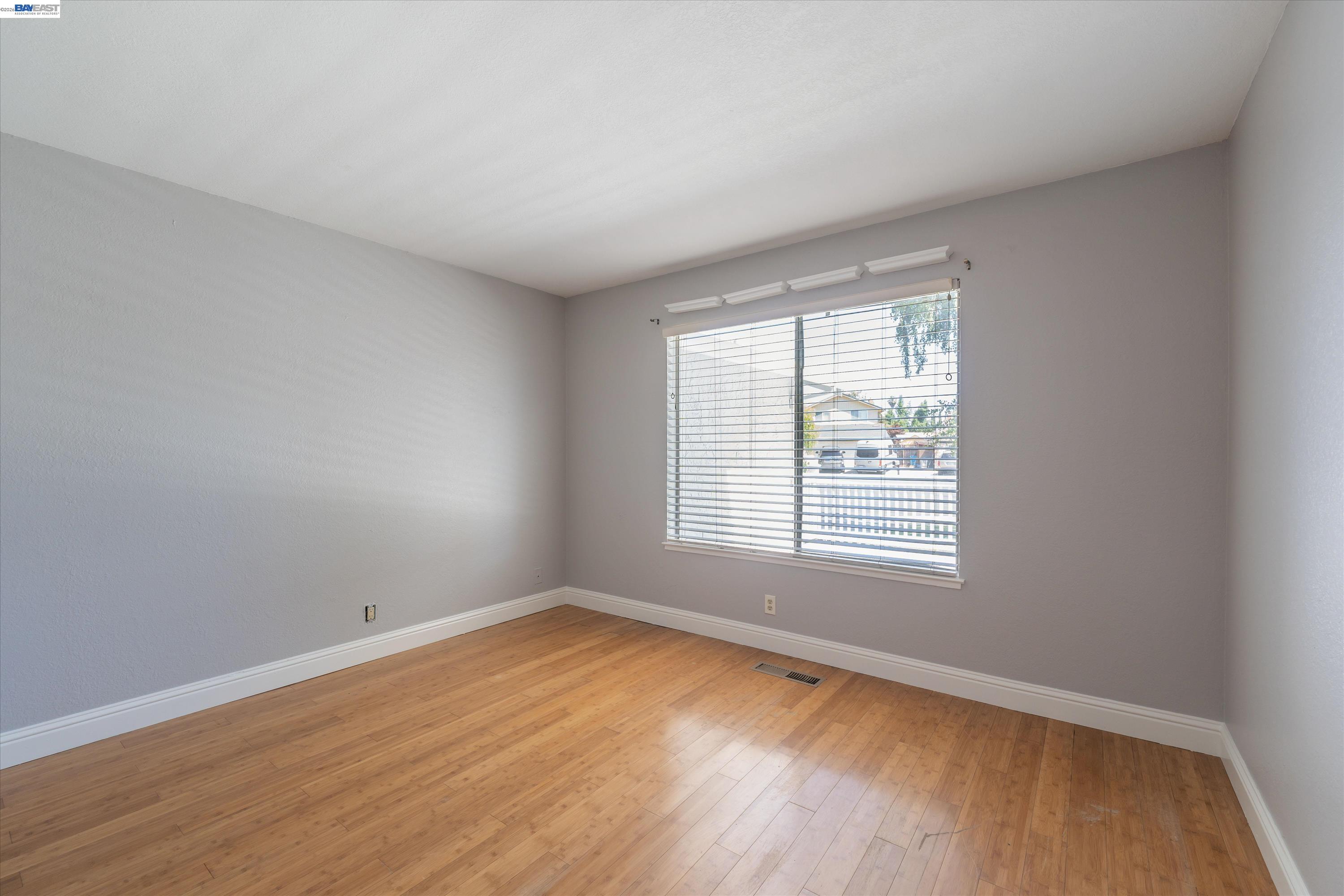 Detail Gallery Image 16 of 36 For 6735 Stephan Ct, Gilroy,  CA 95020 - 5 Beds | 3 Baths