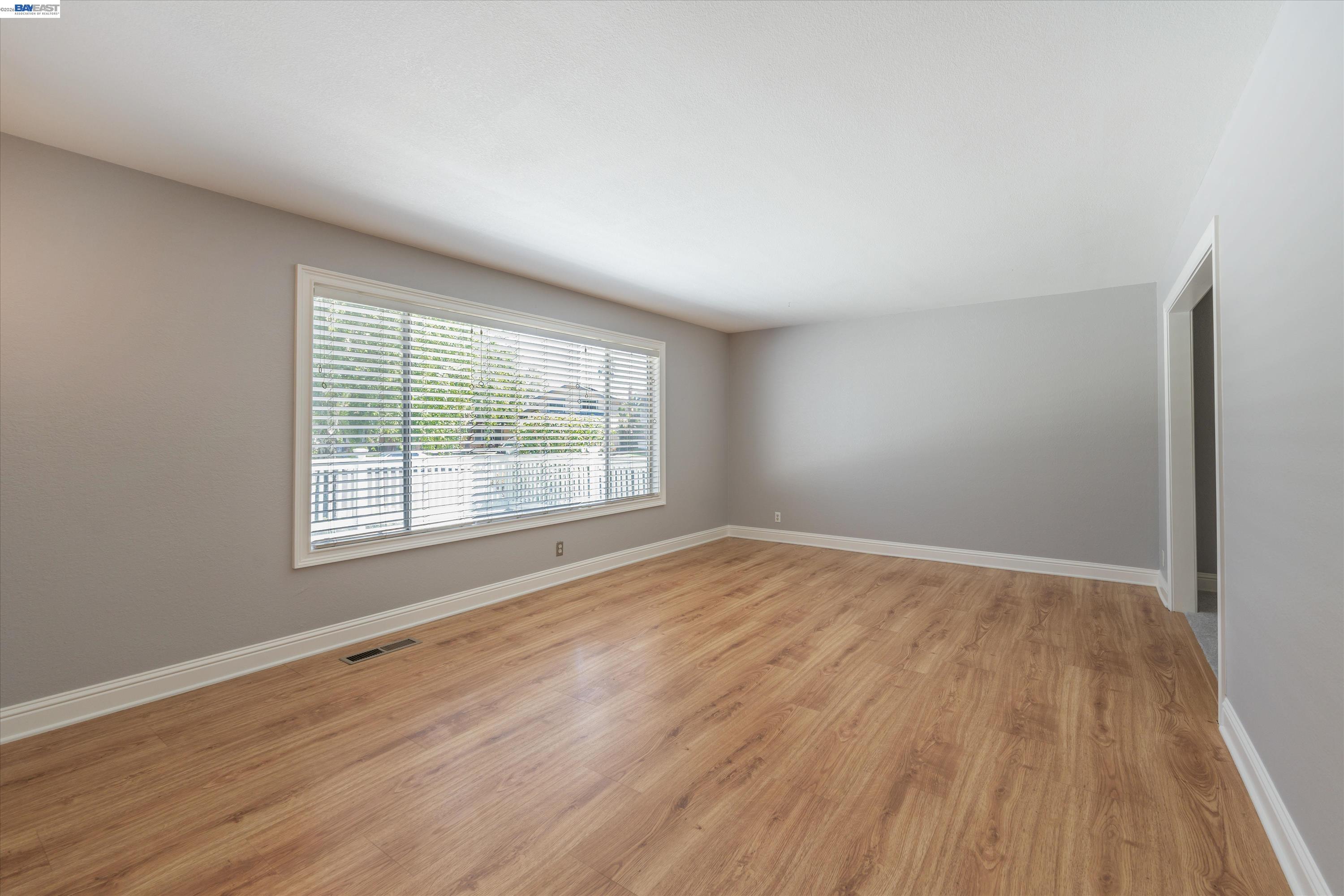 Detail Gallery Image 5 of 36 For 6735 Stephan Ct, Gilroy,  CA 95020 - 5 Beds | 3 Baths