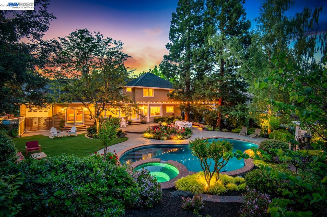 Detail Gallery Image 2 of 59 For 859 Gray Fox Cir, Pleasanton,  CA 94566 - 5 Beds | 4 Baths