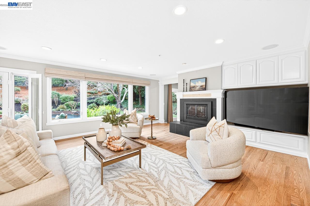 Detail Gallery Image 27 of 59 For 859 Gray Fox Cir, Pleasanton,  CA 94566 - 5 Beds | 4 Baths