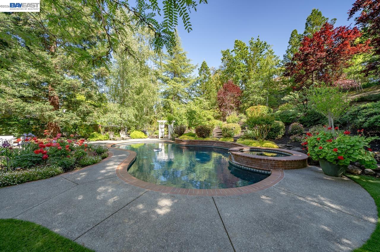 Detail Gallery Image 52 of 59 For 859 Gray Fox Cir, Pleasanton,  CA 94566 - 5 Beds | 4 Baths