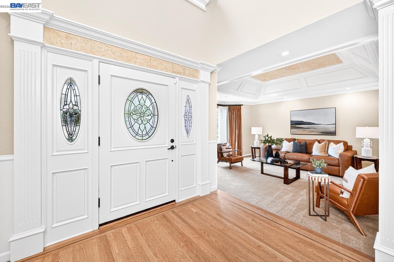 Detail Gallery Image 9 of 59 For 859 Gray Fox Cir, Pleasanton,  CA 94566 - 5 Beds | 4 Baths