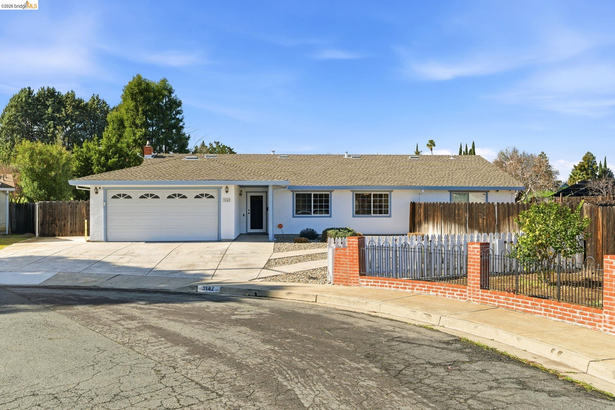 Detail Gallery Image 2 of 60 For 3142 Van Buren Pl, Antioch,  CA 94509 - 4 Beds | 3 Baths