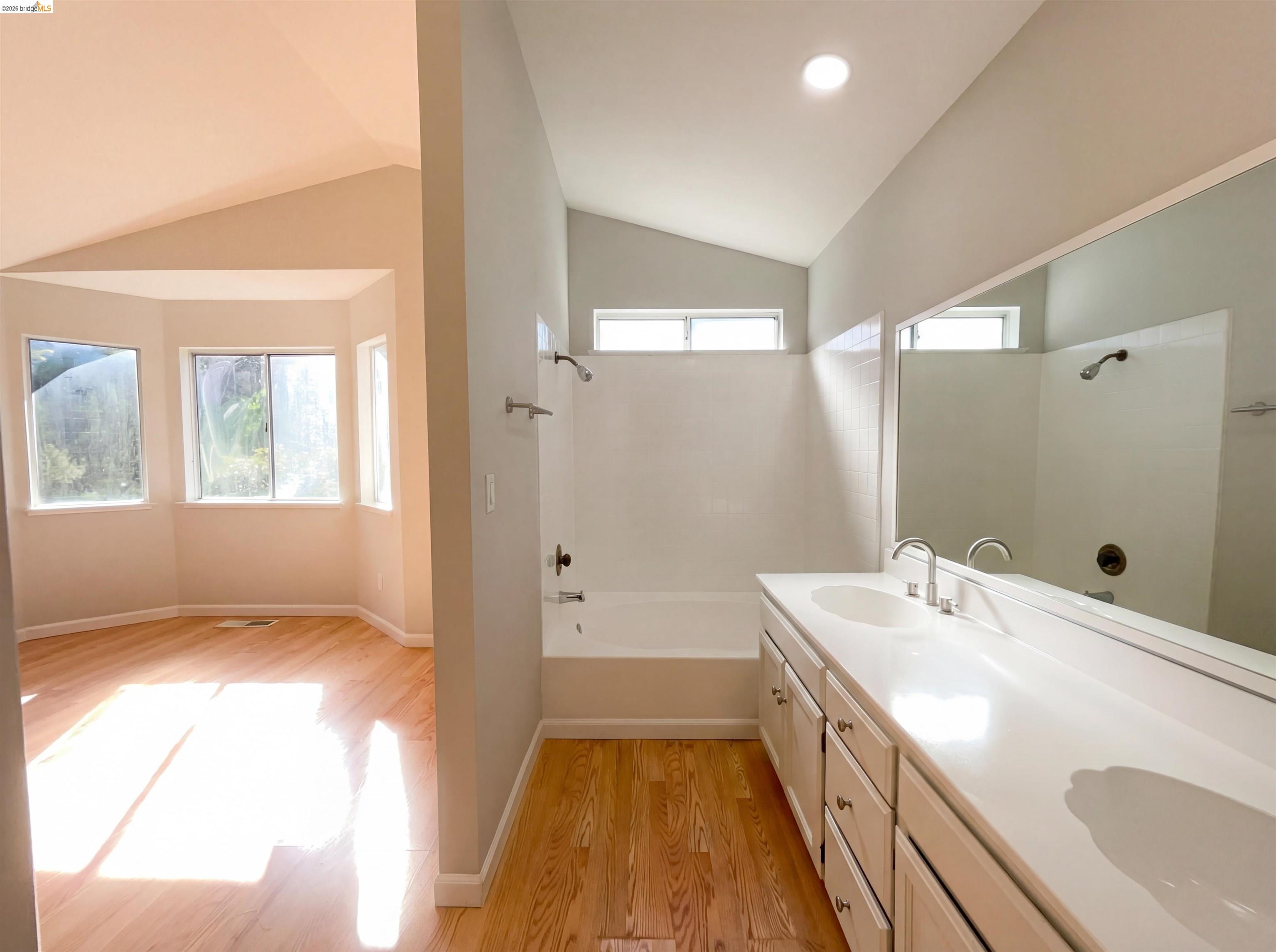 Detail Gallery Image 25 of 32 For 2270 Bayberry Cir, Pittsburg,  CA 94565 - 4 Beds | 2/1 Baths