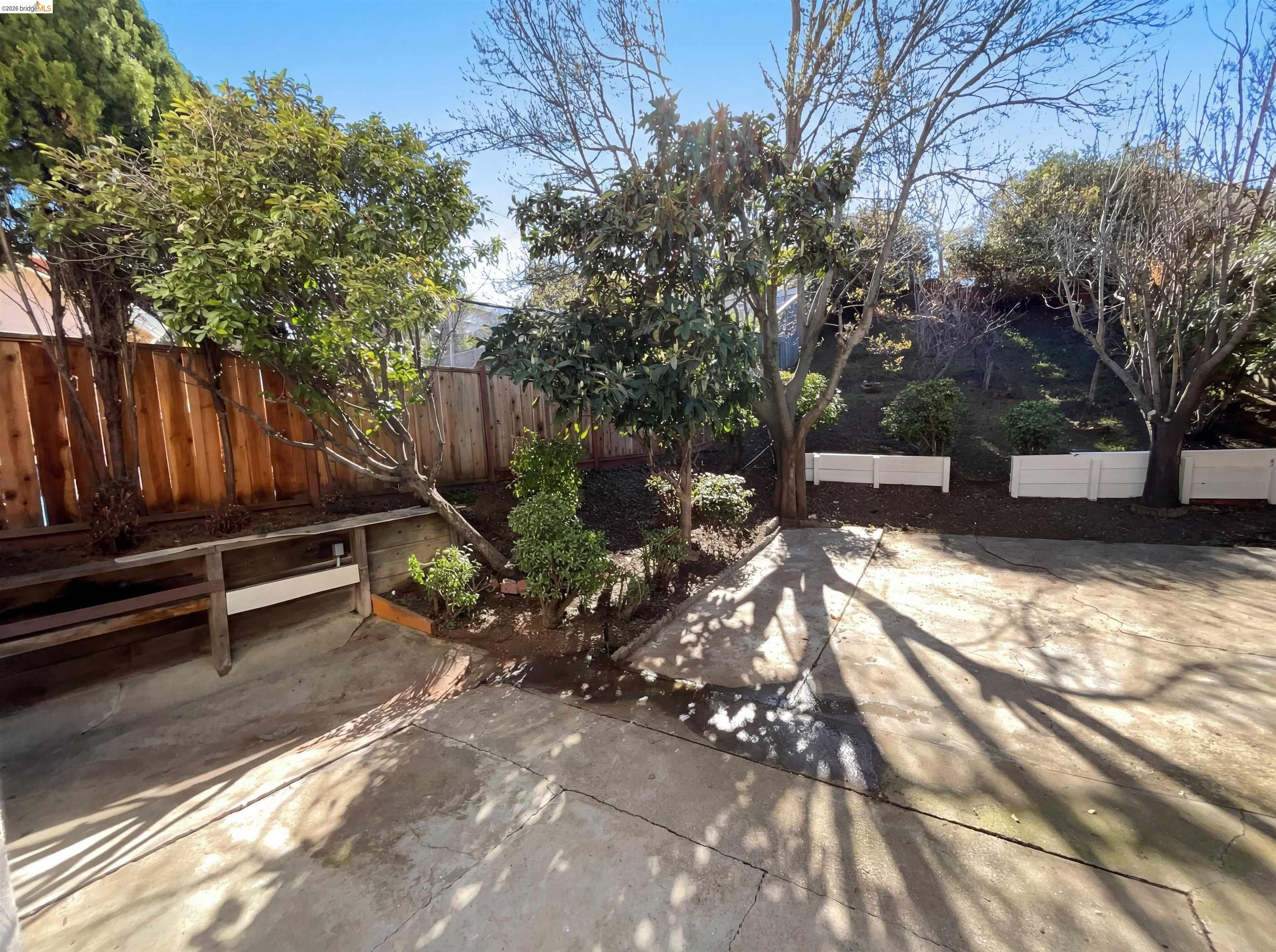 Detail Gallery Image 31 of 32 For 2270 Bayberry Cir, Pittsburg,  CA 94565 - 4 Beds | 2/1 Baths