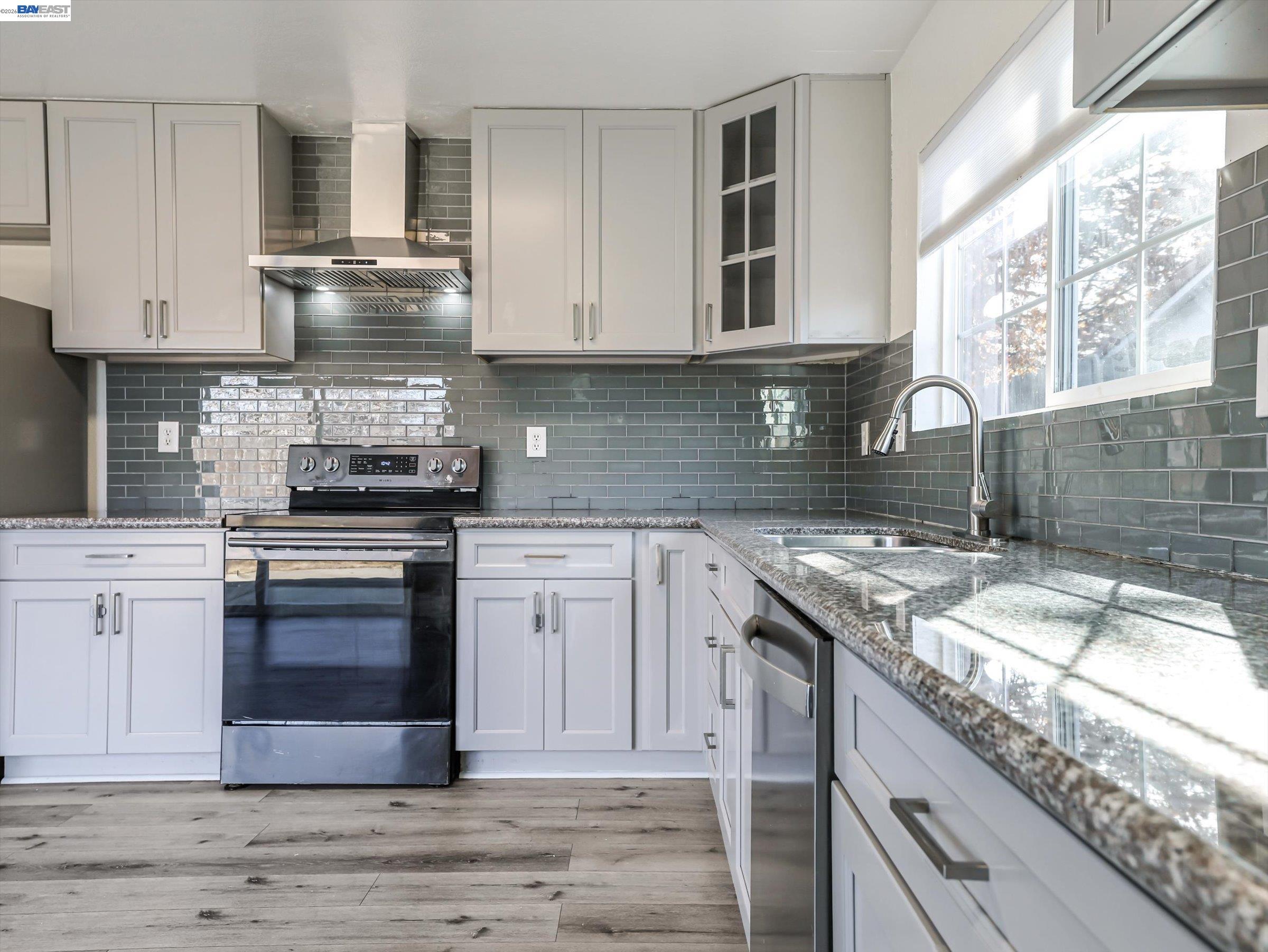 Detail Gallery Image 12 of 36 For 3432 Danielle Pl, Bay Point,  CA 94565 - 3 Beds | 2 Baths