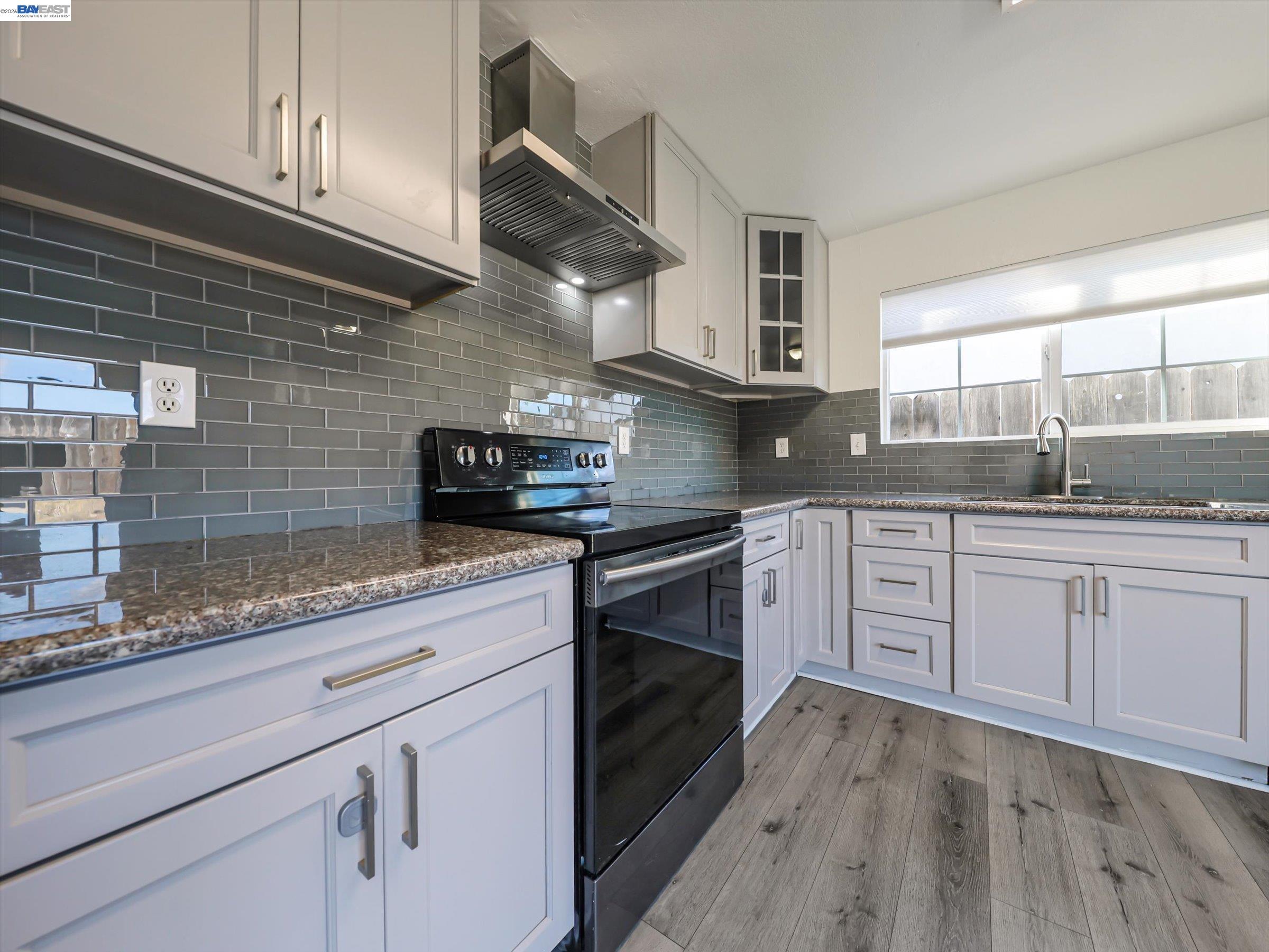 Detail Gallery Image 13 of 36 For 3432 Danielle Pl, Bay Point,  CA 94565 - 3 Beds | 2 Baths