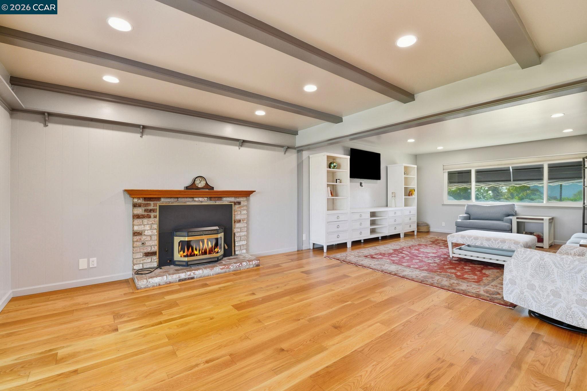 Detail Gallery Image 12 of 37 For 4370 Sandmound Blvd, Oakley,  CA 94561-5037 - 4 Beds | 2 Baths