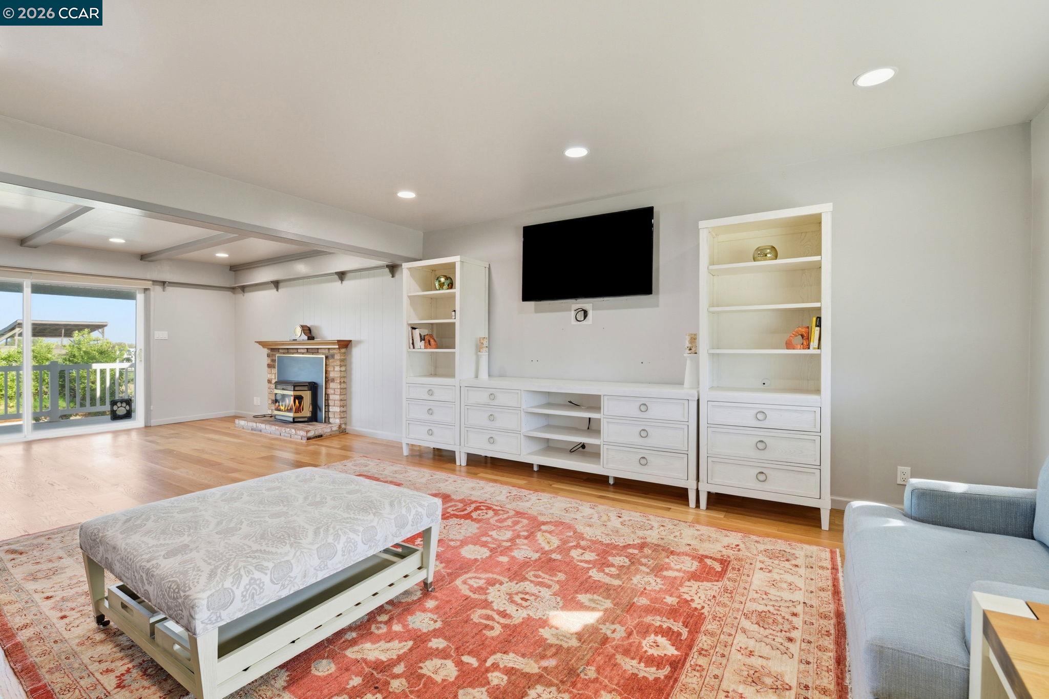 Detail Gallery Image 15 of 37 For 4370 Sandmound Blvd, Oakley,  CA 94561-5037 - 4 Beds | 2 Baths