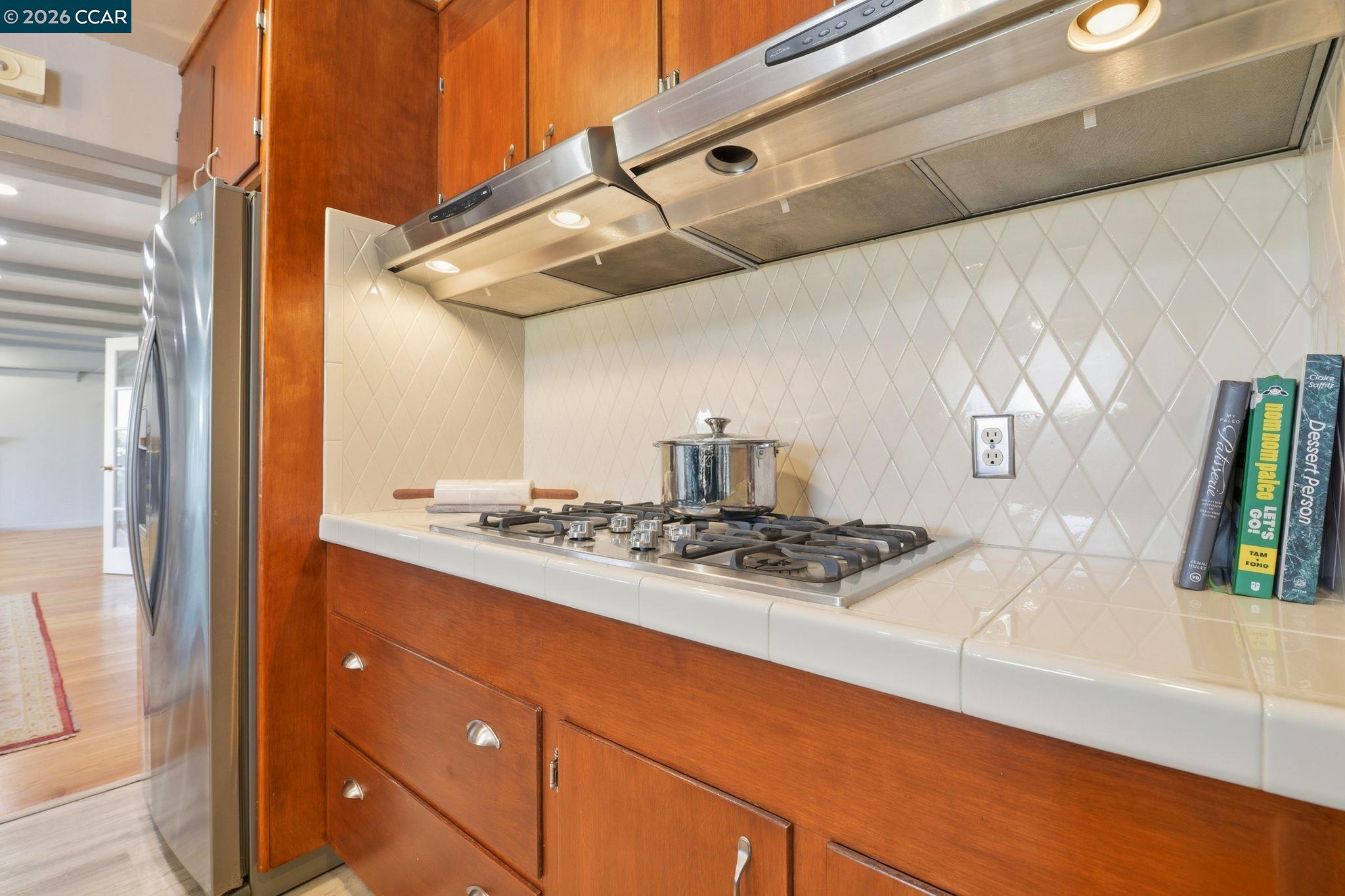 Detail Gallery Image 8 of 37 For 4370 Sandmound Blvd, Oakley,  CA 94561-5037 - 4 Beds | 2 Baths