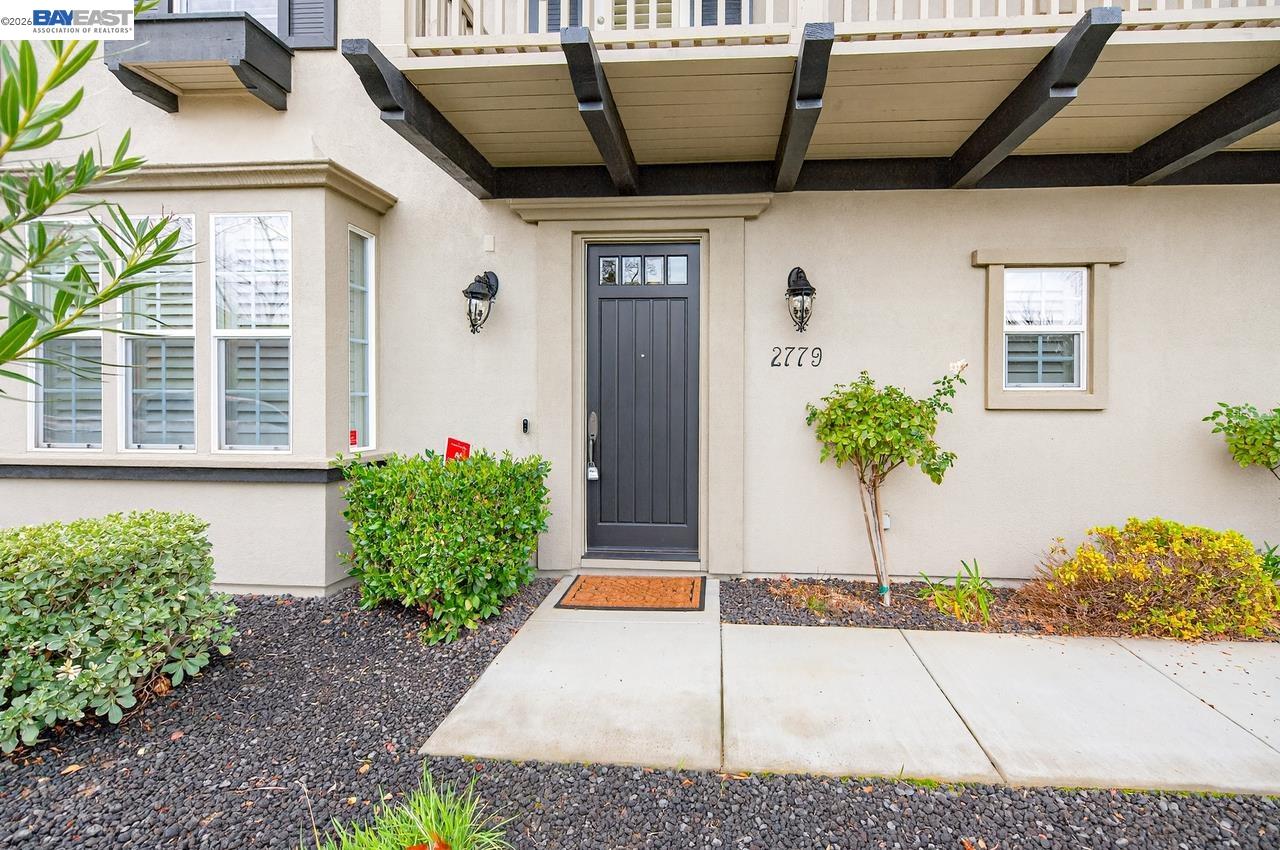 Detail Gallery Image 3 of 60 For 2779 Silverado Ct, Livermore,  CA 94550 - 4 Beds | 5/1 Baths