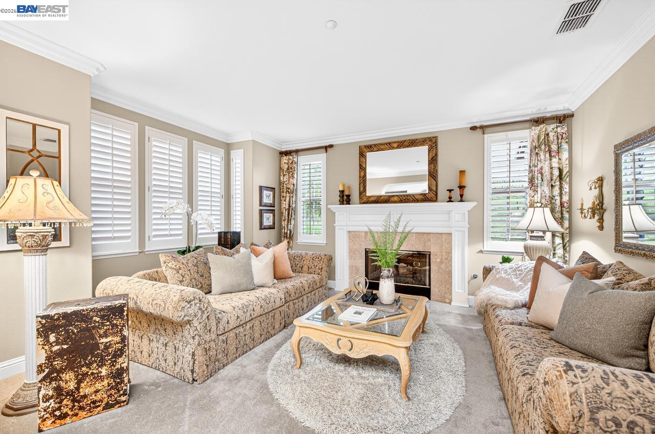 Detail Gallery Image 4 of 60 For 2779 Silverado Ct, Livermore,  CA 94550 - 4 Beds | 5/1 Baths