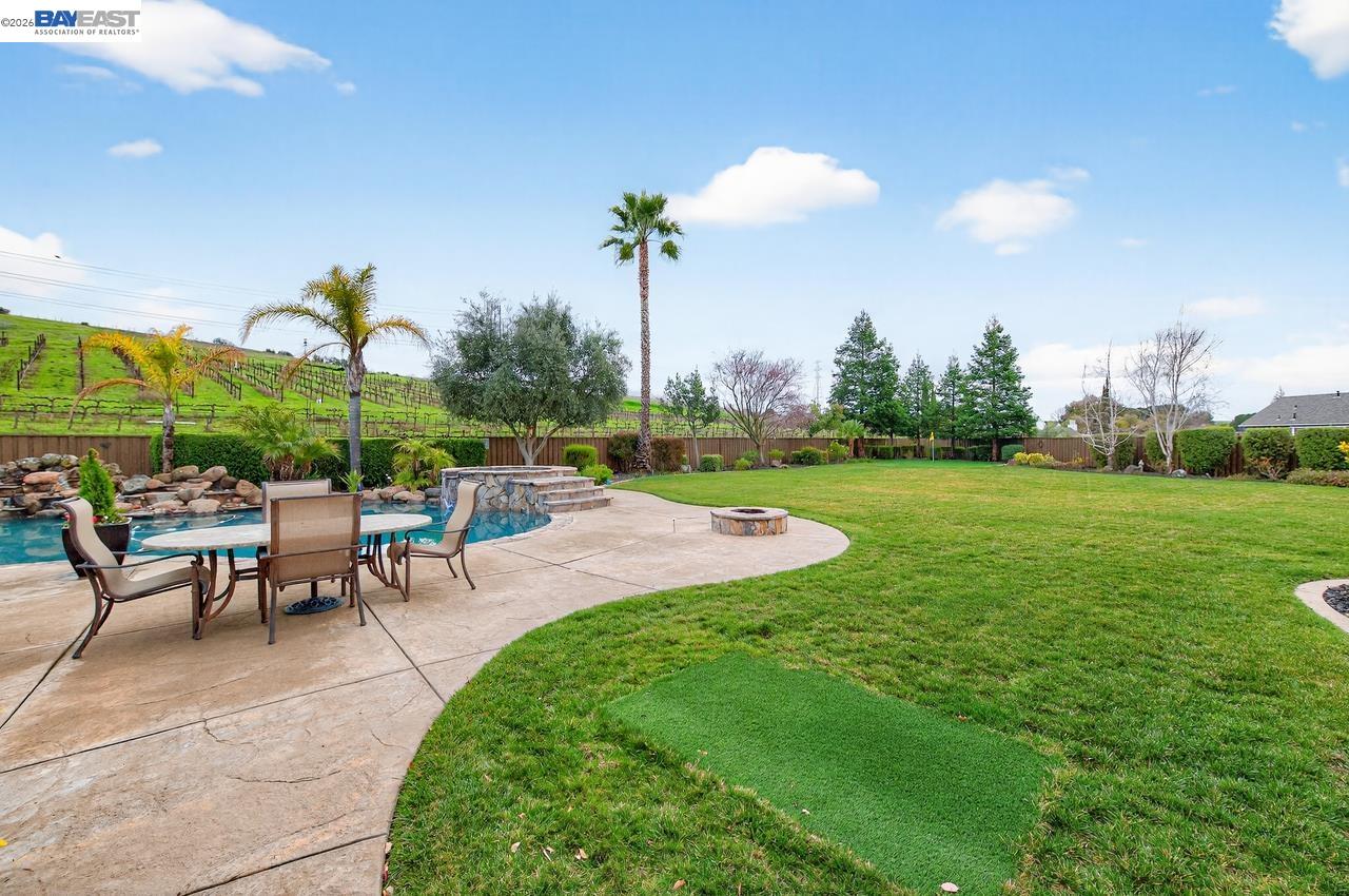 Detail Gallery Image 40 of 60 For 2779 Silverado Ct, Livermore,  CA 94550 - 4 Beds | 5/1 Baths