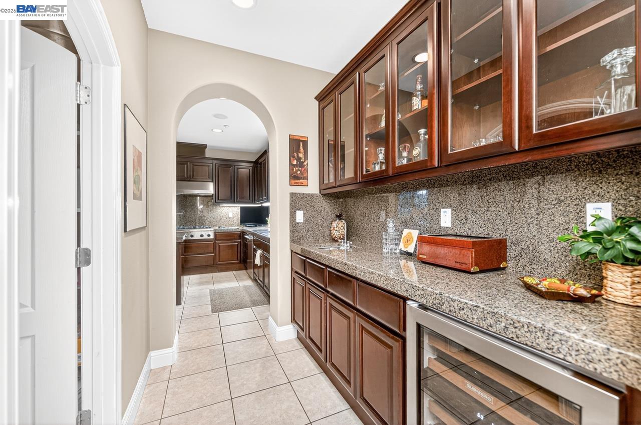 Detail Gallery Image 8 of 60 For 2779 Silverado Ct, Livermore,  CA 94550 - 4 Beds | 5/1 Baths