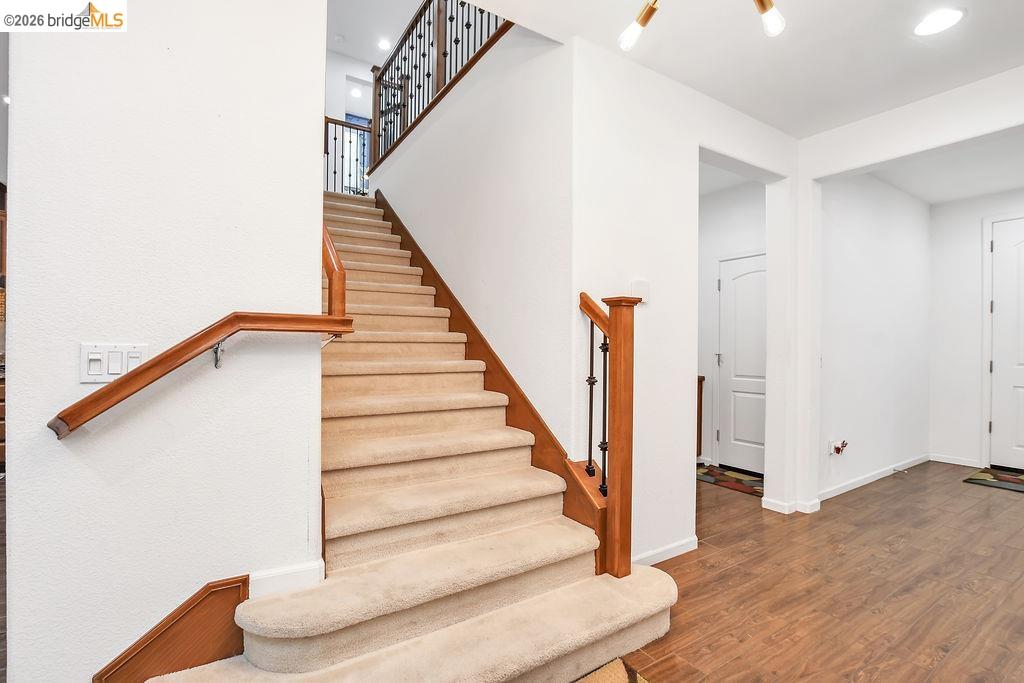 Detail Gallery Image 18 of 34 For 2705 Reddington Way, Brentwood,  CA 94513 - 5 Beds | 4/1 Baths