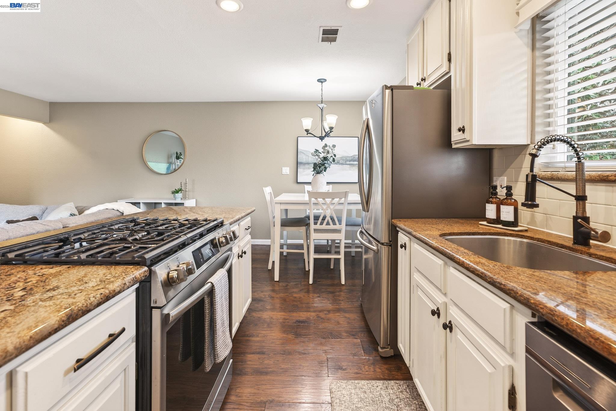 Photo #11: 41124729 Listing: Photo #11