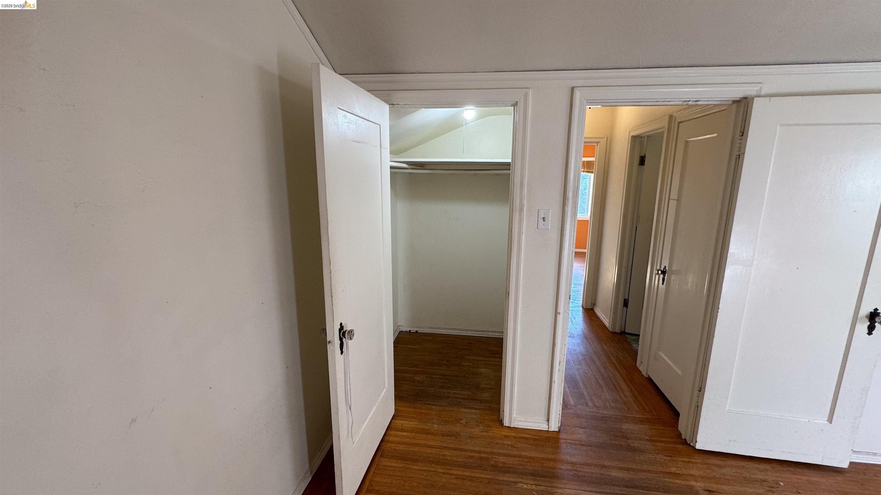 Detail Gallery Image 26 of 48 For 1266 N Washington Ave, Albany,  CA 94706-1733 - 2 Beds | 1/1 Baths