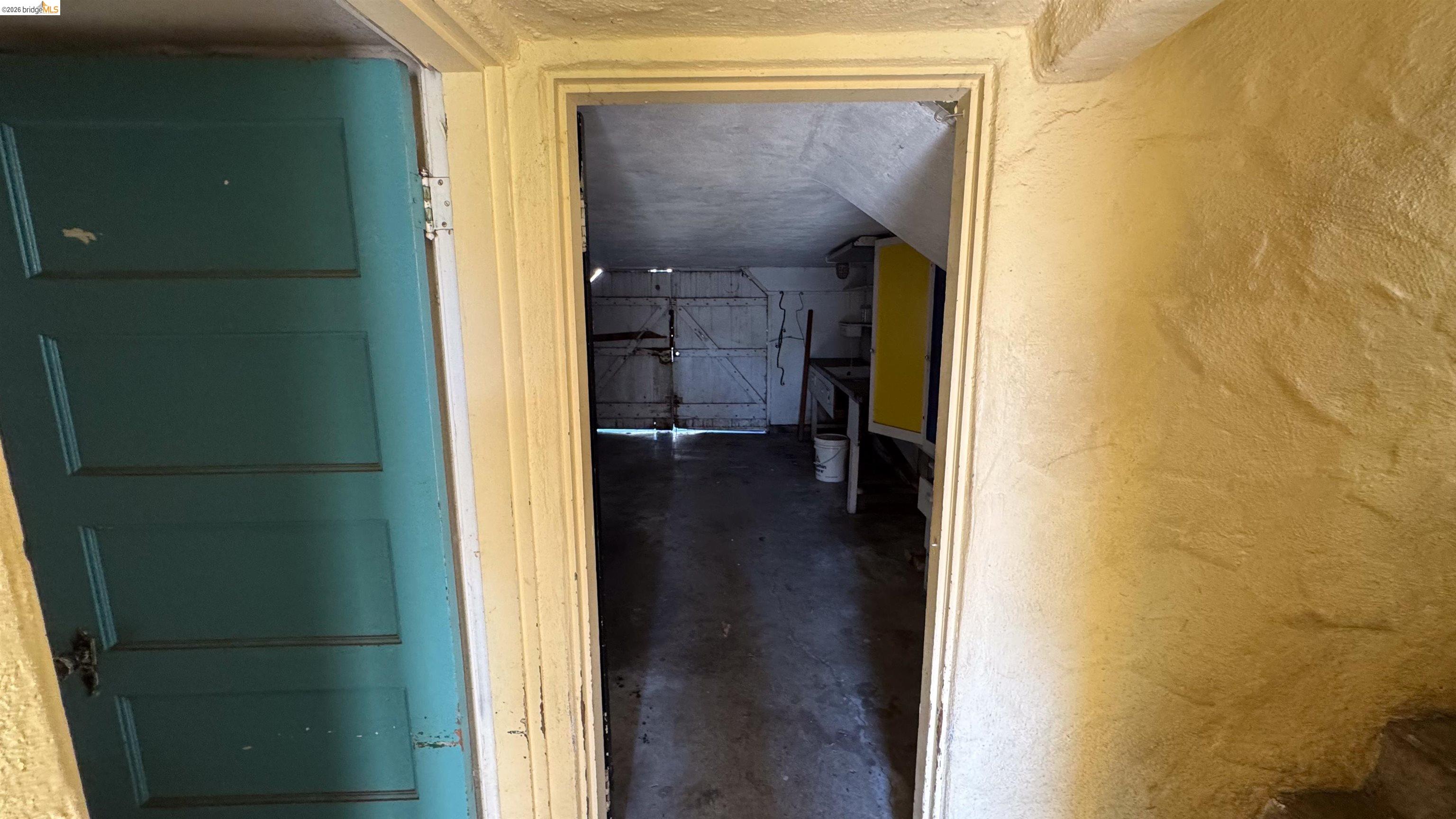 Detail Gallery Image 39 of 48 For 1266 N Washington Ave, Albany,  CA 94706-1733 - 2 Beds | 1/1 Baths