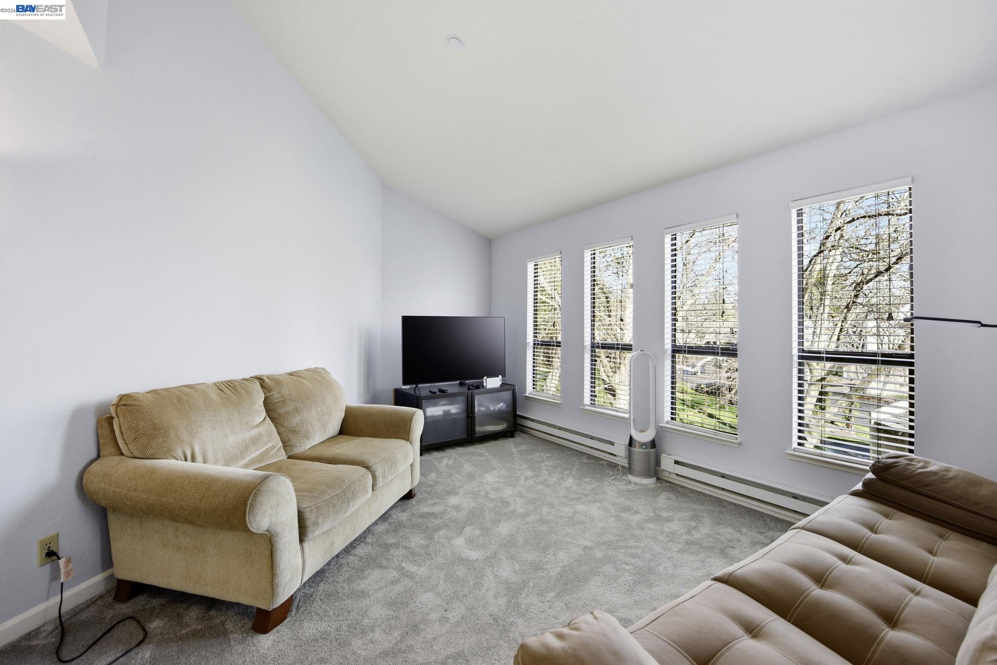 Detail Gallery Image 5 of 32 For 39490 Albany Cmn #X,  Fremont,  CA 94538 - 2 Beds | 1 Baths