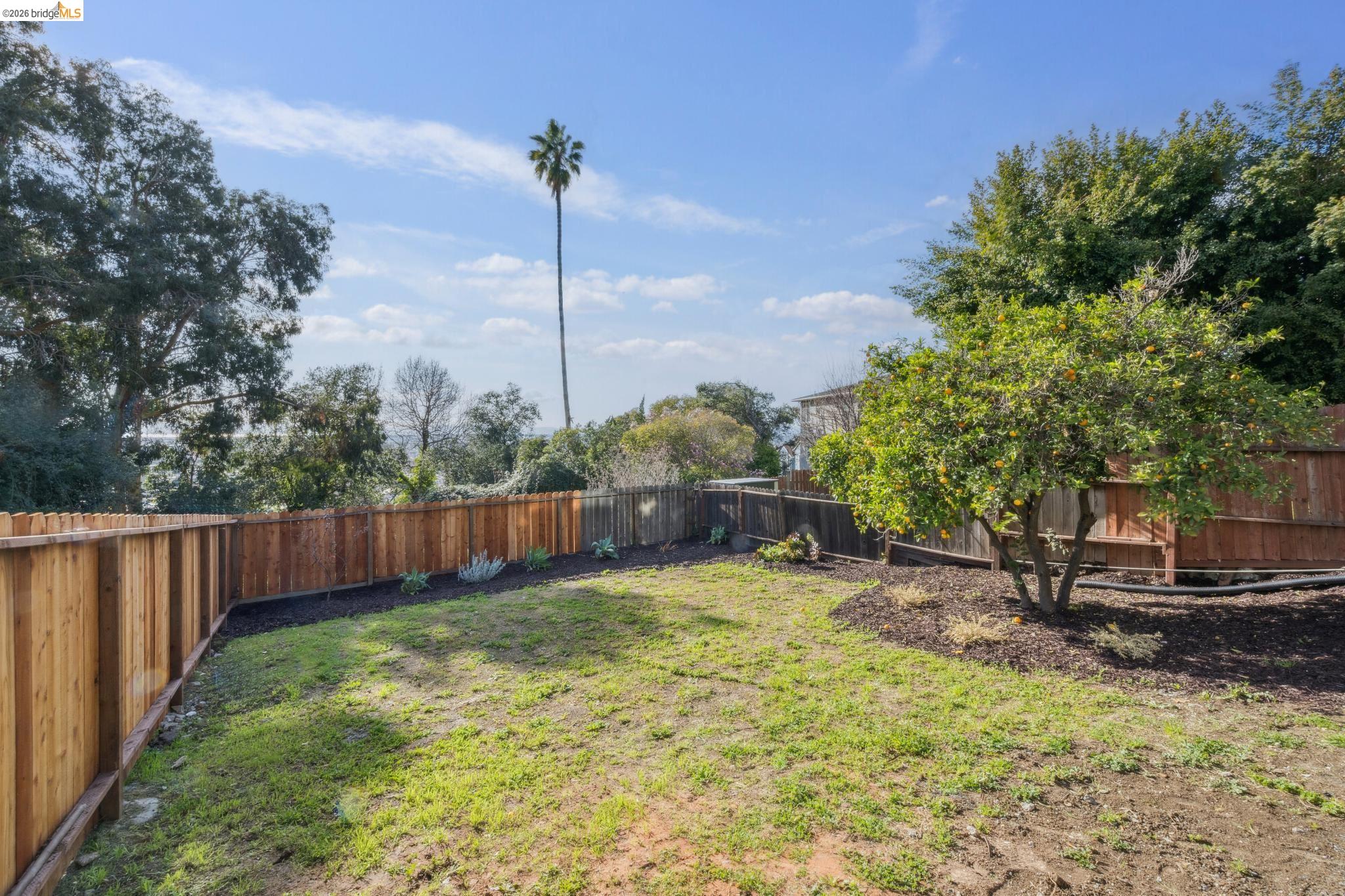 Detail Gallery Image 43 of 54 For 7807 Outlook Ave, Oakland,  CA 94605 - 5 Beds | 5 Baths