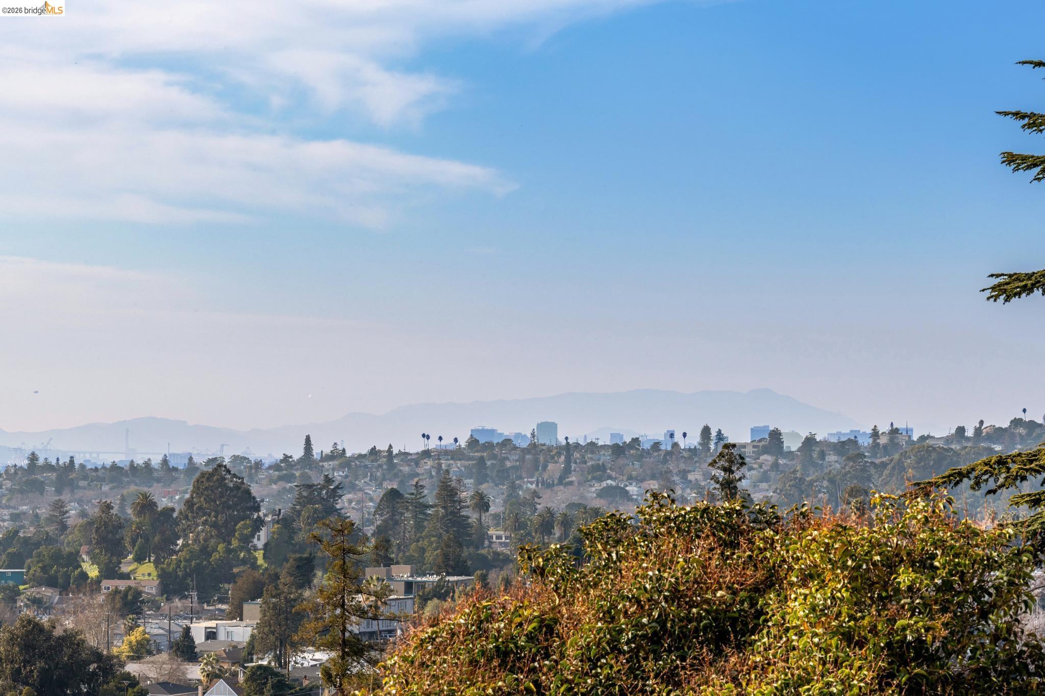 Detail Gallery Image 53 of 54 For 7807 Outlook Ave, Oakland,  CA 94605 - 5 Beds | 5 Baths