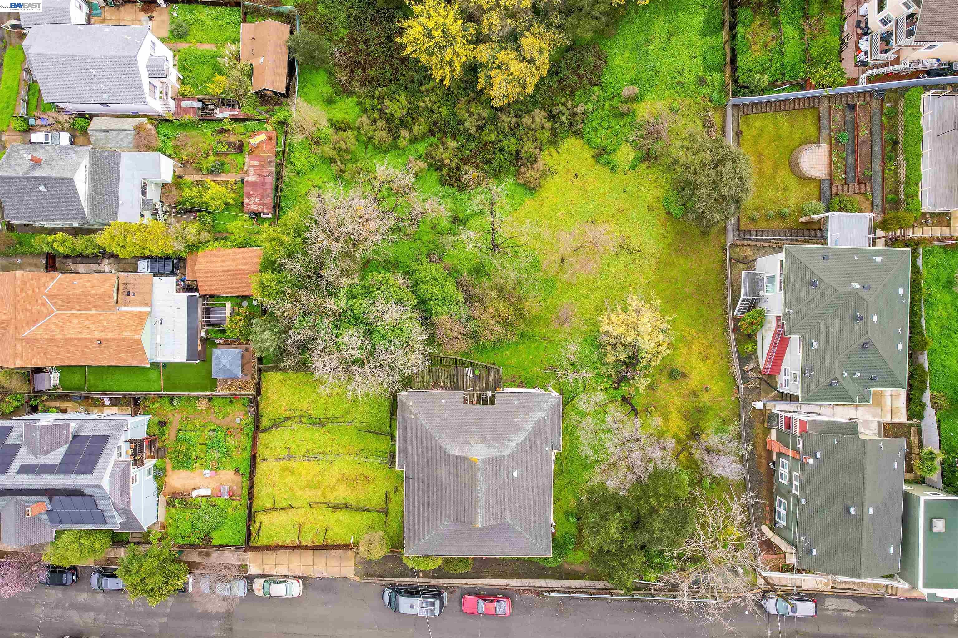 Detail Gallery Image 47 of 52 For 1033 2nd Ave, Crockett,  CA 94525 - 3 Beds | 2 Baths