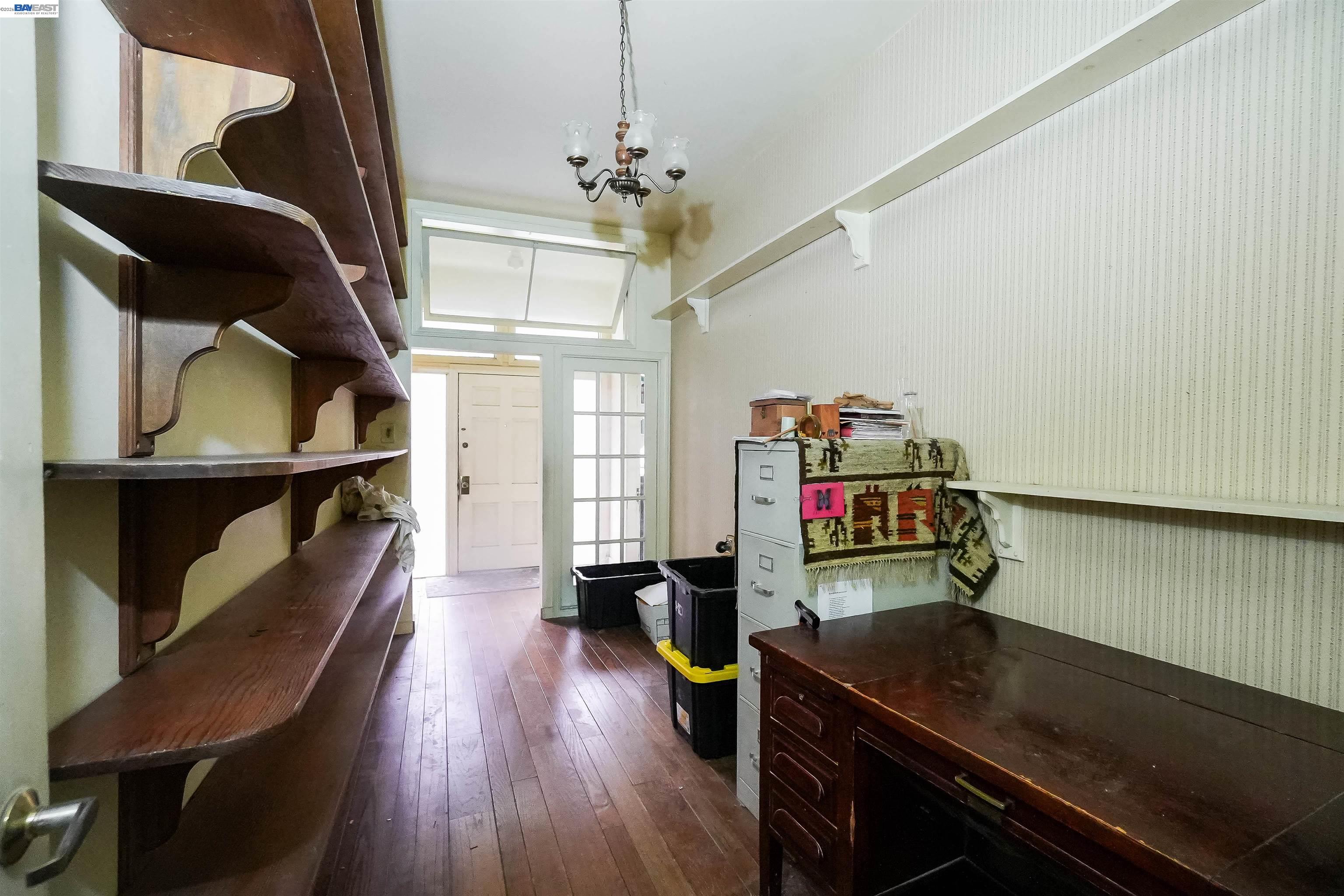 Detail Gallery Image 6 of 52 For 1033 2nd Ave, Crockett,  CA 94525 - 3 Beds | 2 Baths