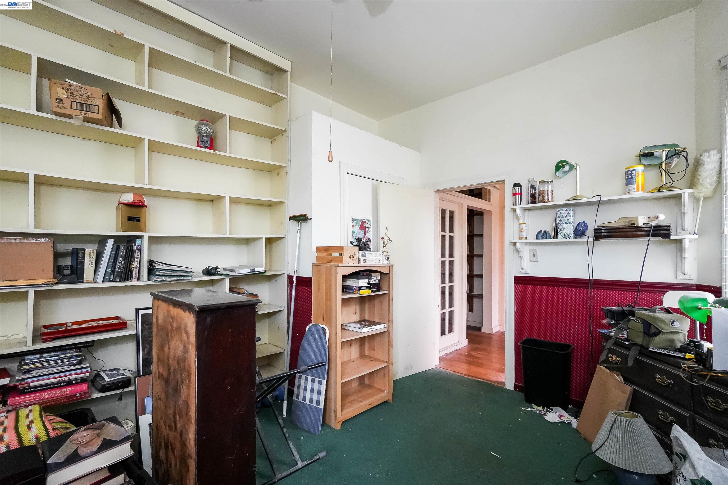 Detail Gallery Image 8 of 52 For 1033 2nd Ave, Crockett,  CA 94525 - 3 Beds | 2 Baths