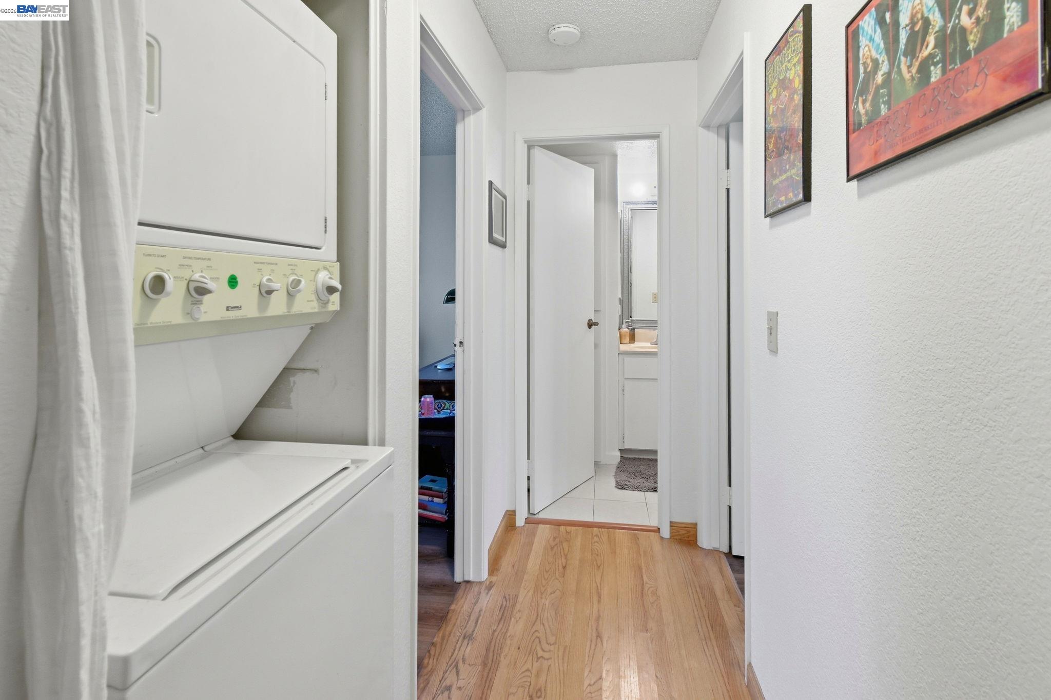 Detail Gallery Image 16 of 26 For 1863 Shirley Dr, Benicia,  CA 94510 - 2 Beds | 2 Baths