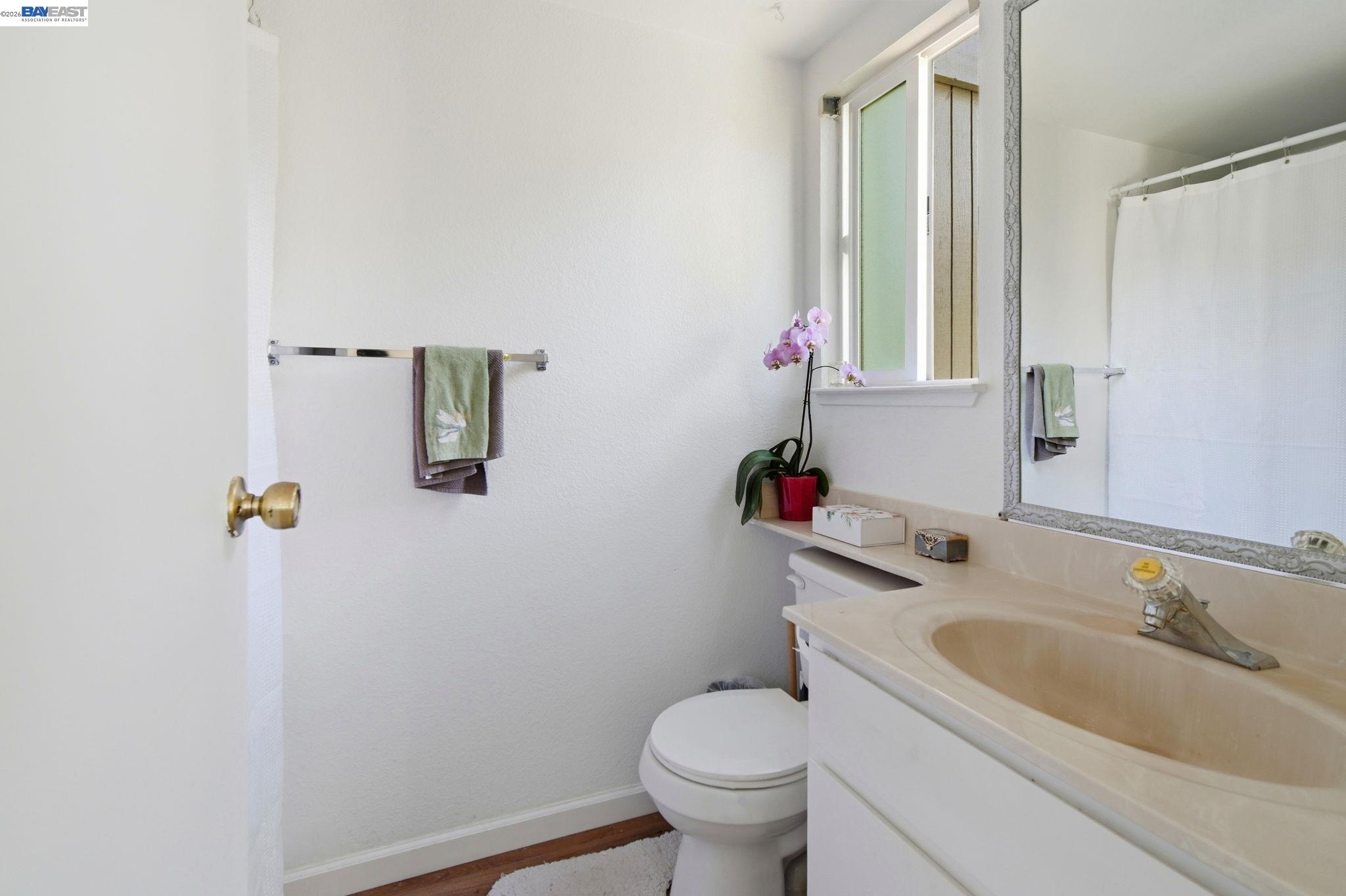 Detail Gallery Image 21 of 26 For 1863 Shirley Dr, Benicia,  CA 94510 - 2 Beds | 2 Baths