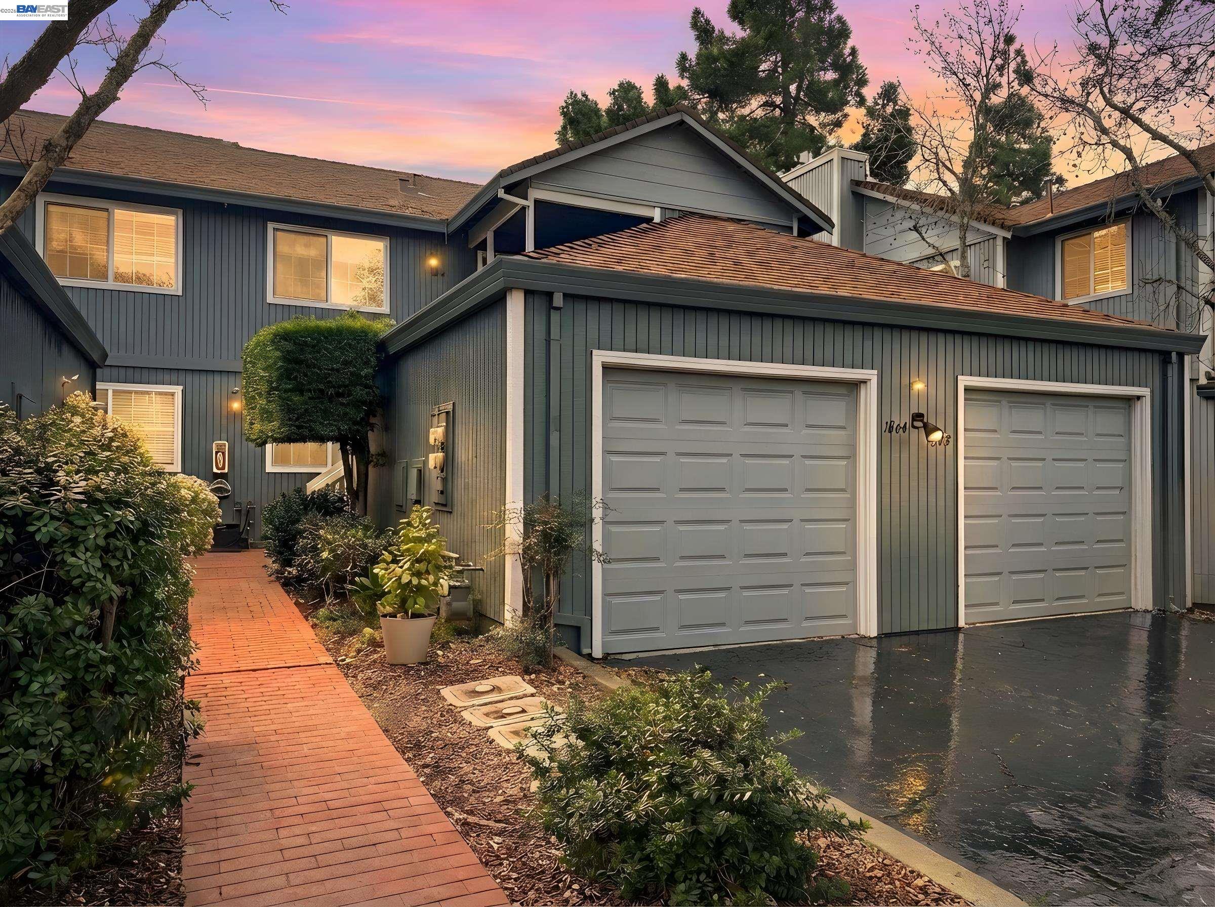 Detail Gallery Image 5 of 26 For 1863 Shirley Dr, Benicia,  CA 94510 - 2 Beds | 2 Baths