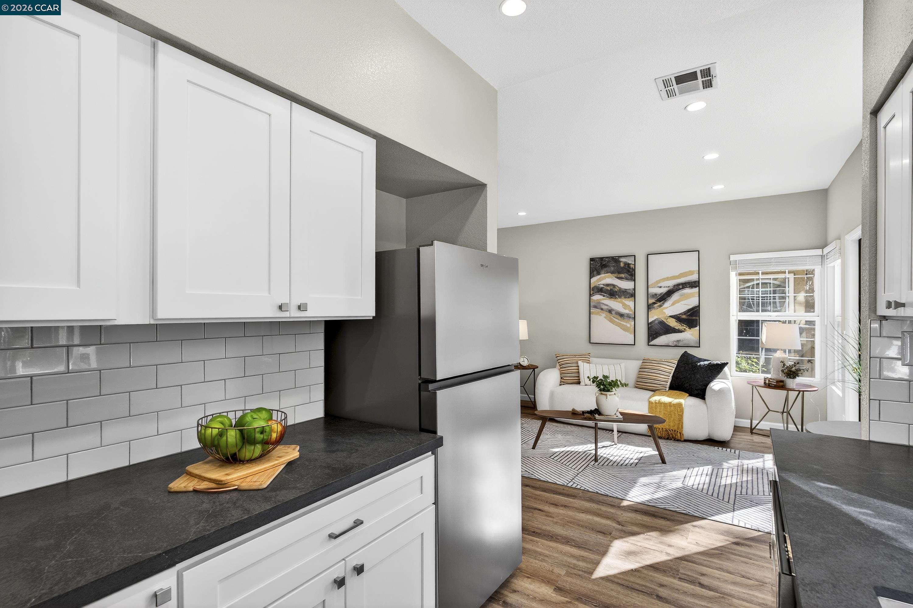 Photo #15: 41124738 Listing: Photo #15