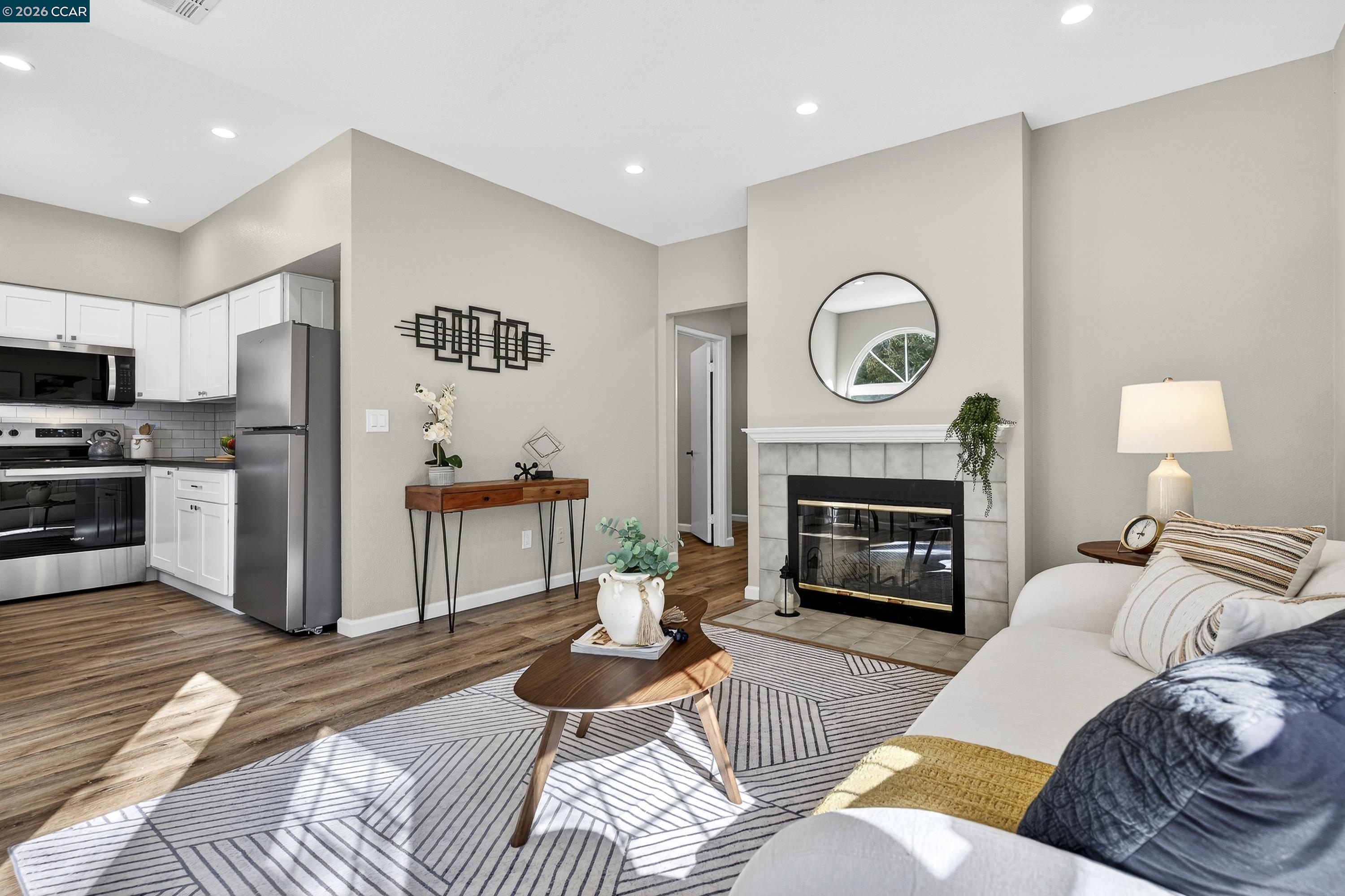 Photo #9: 41124738 Listing: Photo #9