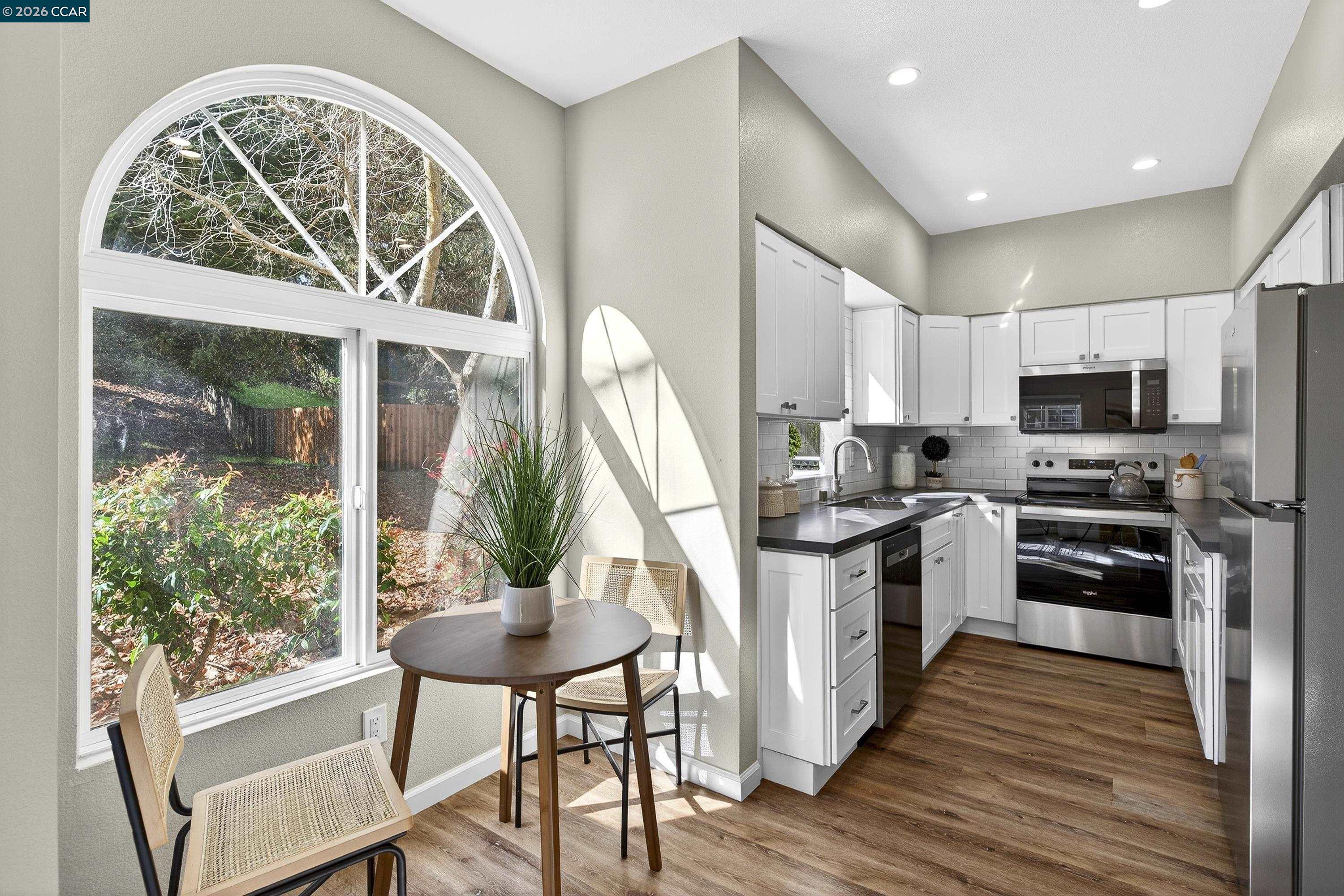 Photo #10: 41124738 Listing: Photo #10