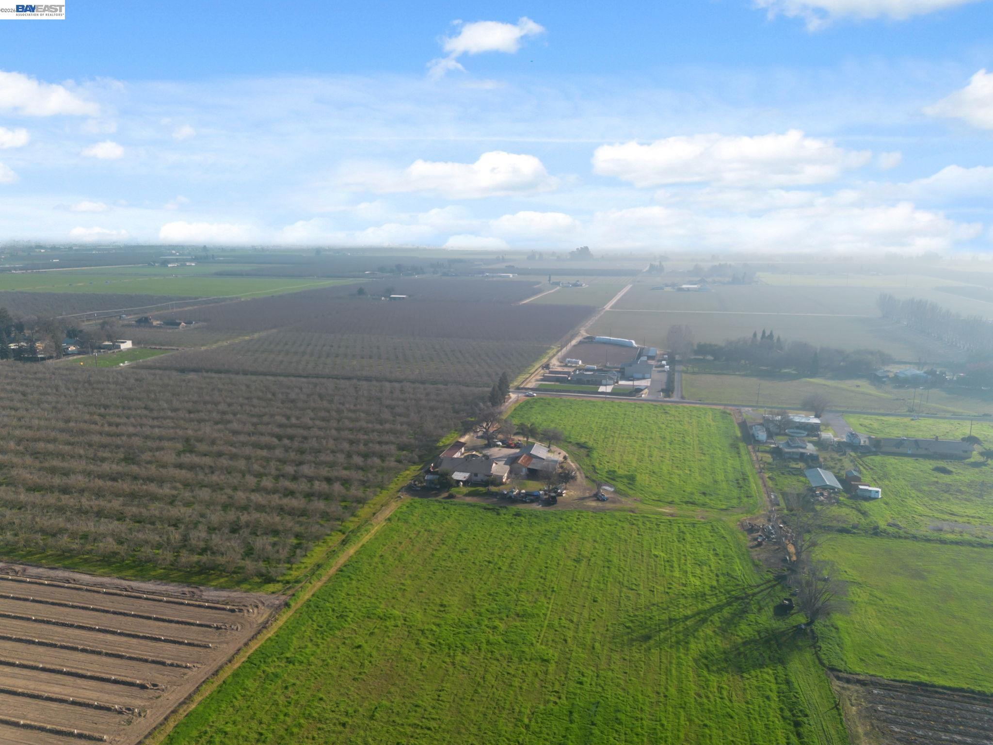 Detail Gallery Image 5 of 29 For 3601 W Simmons Rd, Turlock,  CA 95380 - 3 Beds | 2 Baths