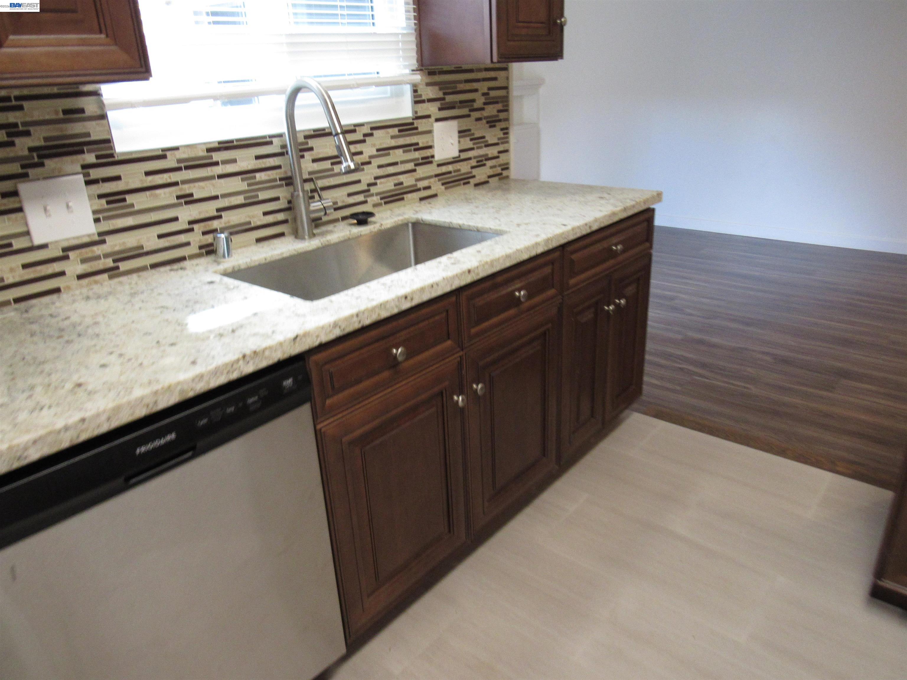 Detail Gallery Image 11 of 42 For 42170 Camino Santa Barbara, Fremont,  CA 94539 - 3 Beds | 2 Baths