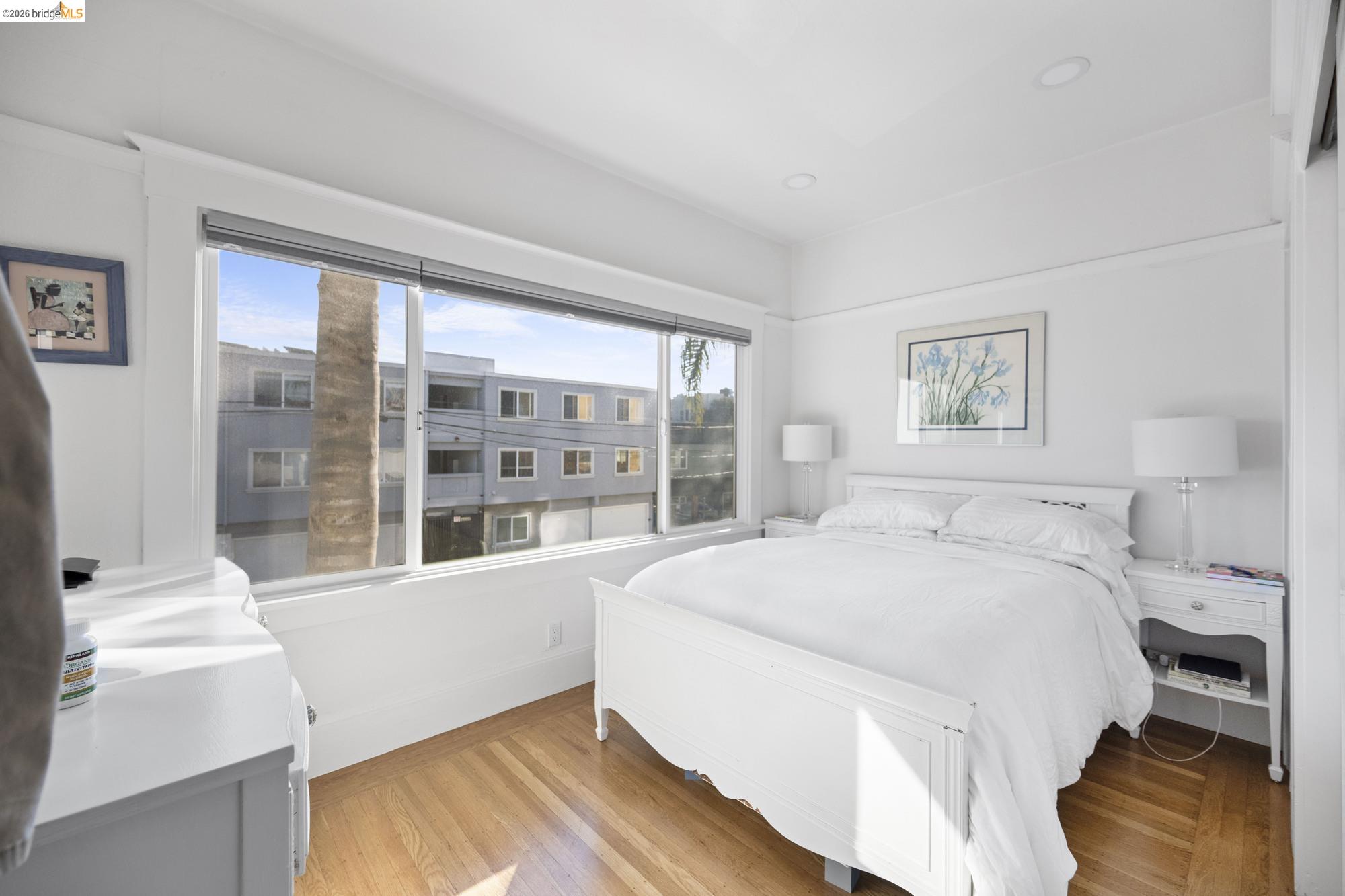 Detail Gallery Image 17 of 42 For 4045 Manila Ave, Oakland,  CA 94609 - – Beds | – Baths