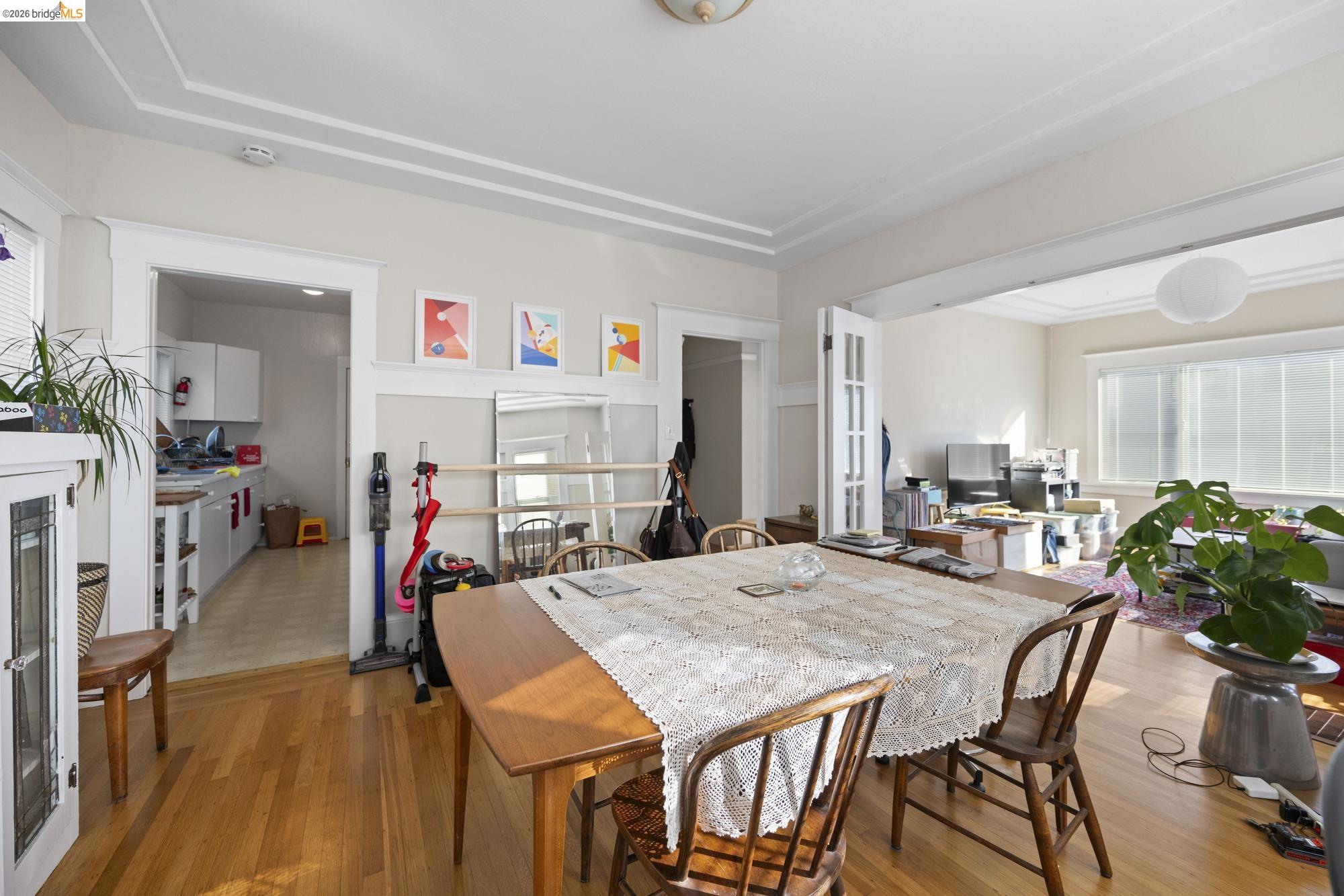 Detail Gallery Image 25 of 42 For 4045 Manila Ave, Oakland,  CA 94609 - – Beds | – Baths