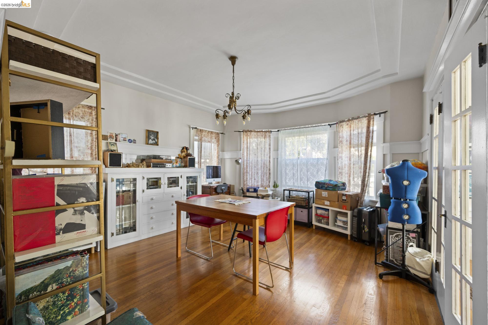 Detail Gallery Image 34 of 42 For 4045 Manila Ave, Oakland,  CA 94609 - – Beds | – Baths