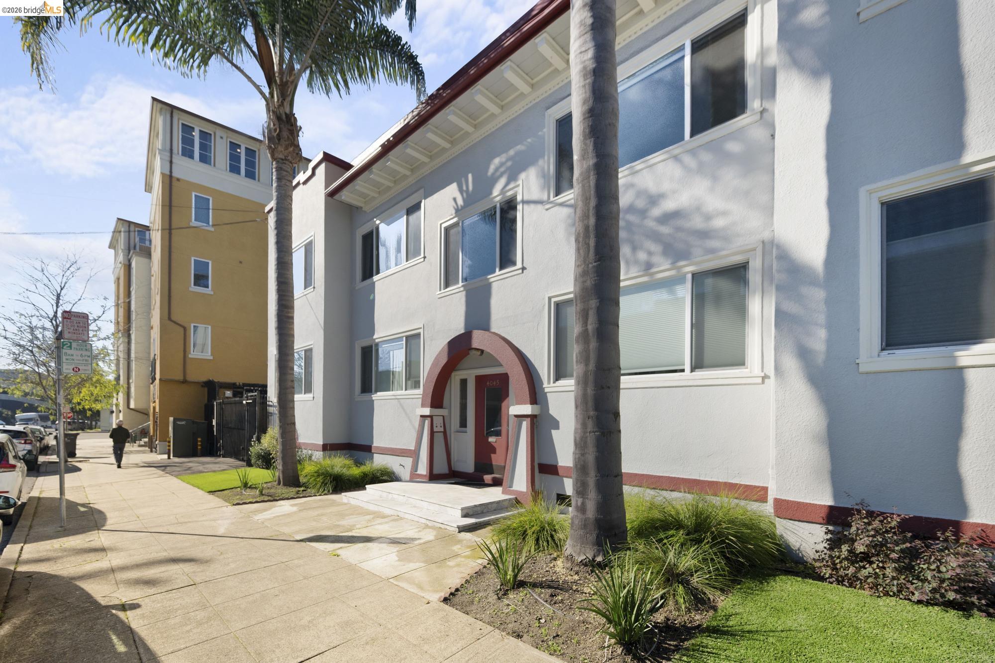 Detail Gallery Image 7 of 42 For 4045 Manila Ave, Oakland,  CA 94609 - – Beds | – Baths