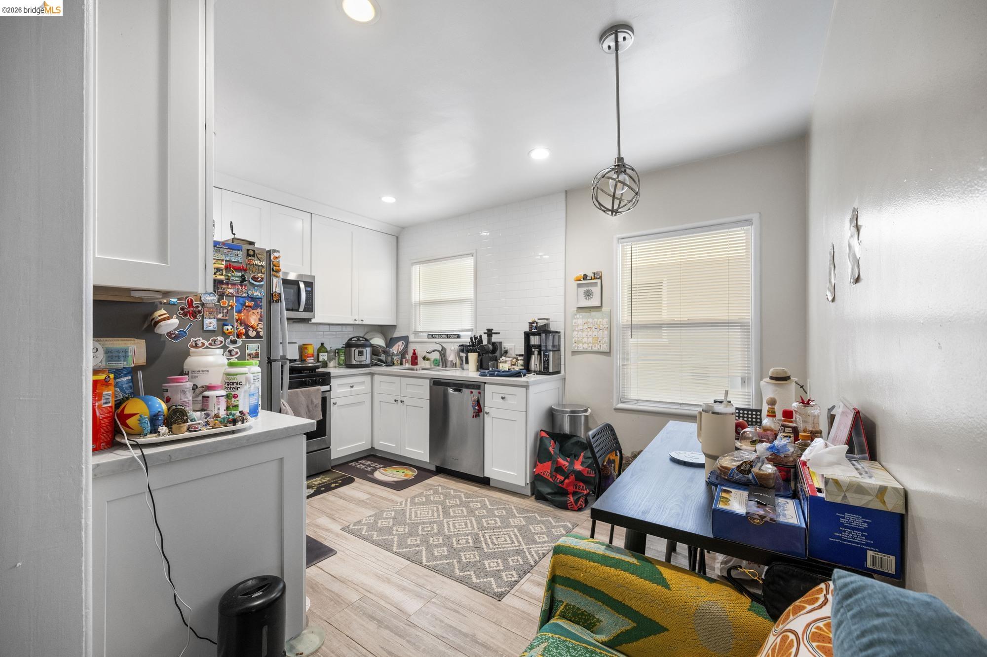 Detail Gallery Image 23 of 47 For 359 41st St, Oakland,  CA 94609 - – Beds | – Baths