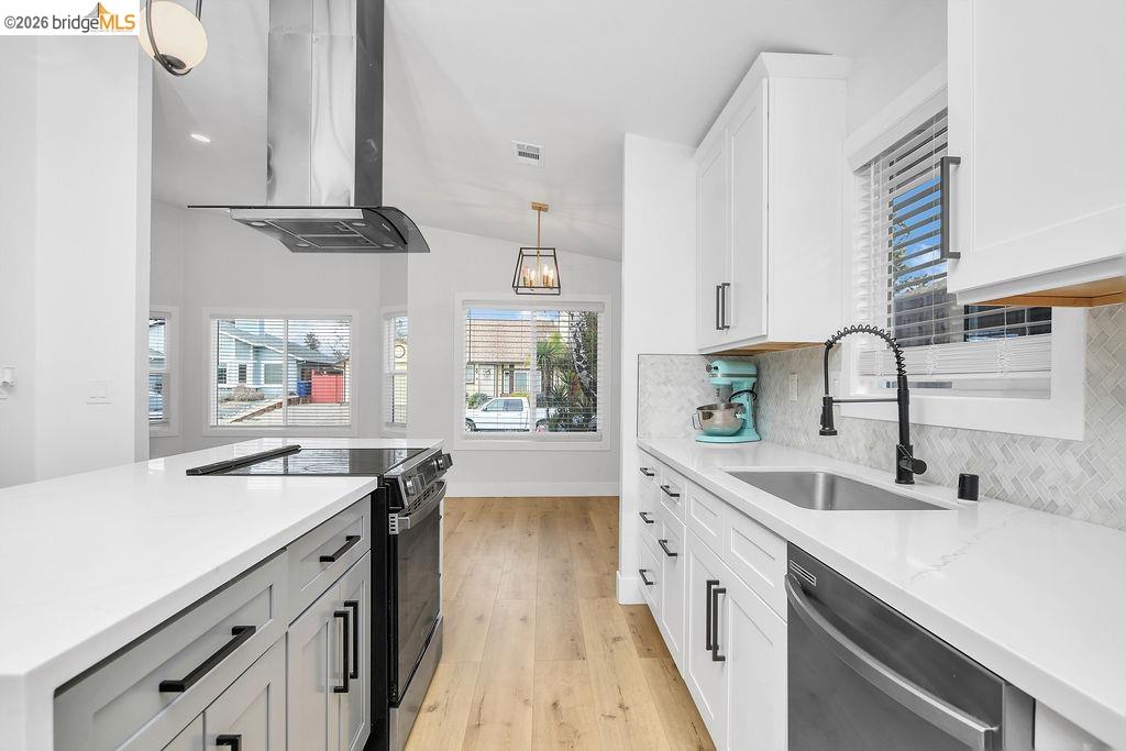 Detail Gallery Image 8 of 38 For 215 Spindrift, Oakley,  CA 94561 - 3 Beds | 2 Baths