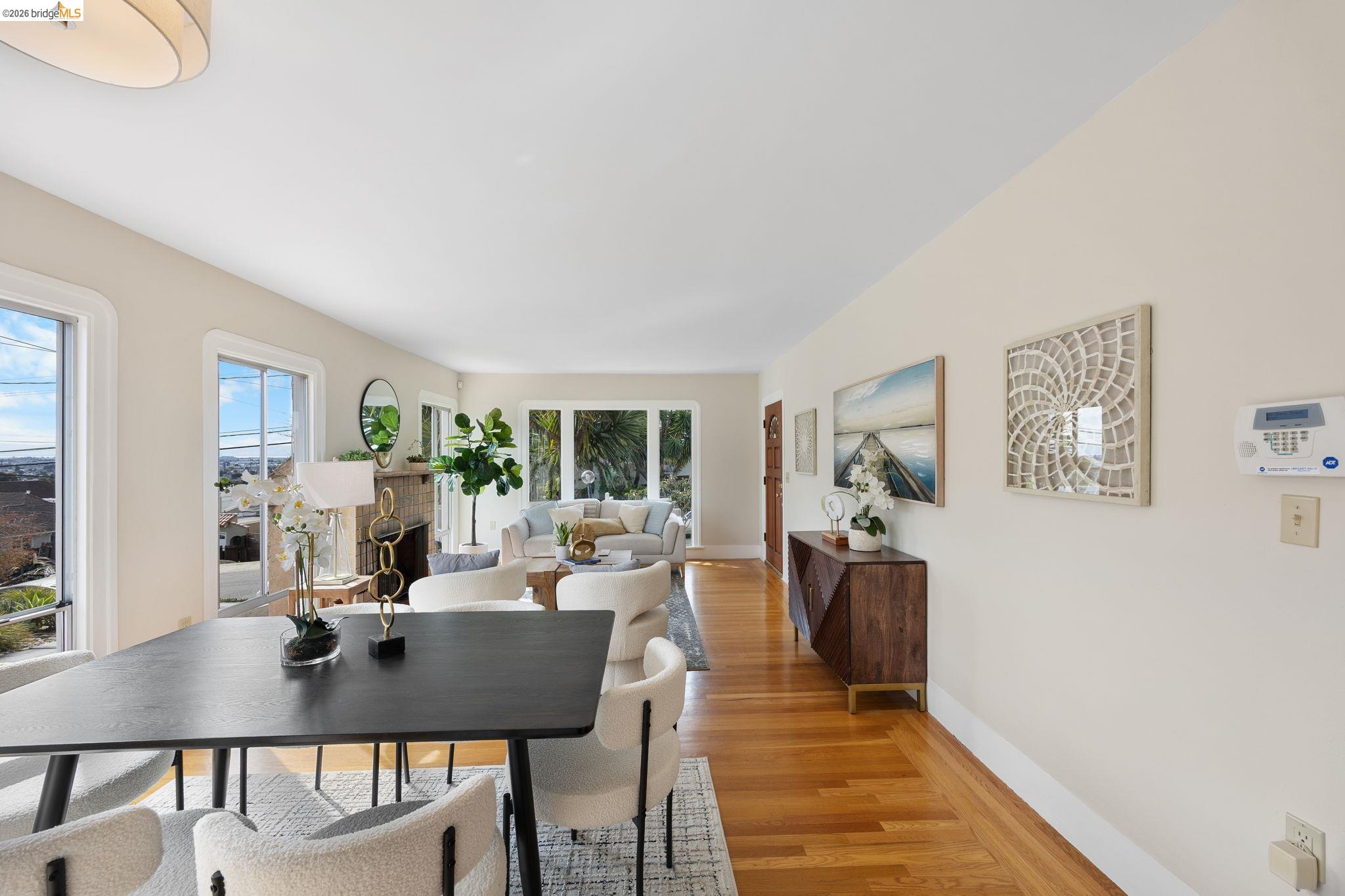 Detail Gallery Image 11 of 42 For 6100 Majestic Ave, Oakland,  CA 94605 - 3 Beds | 1 Baths