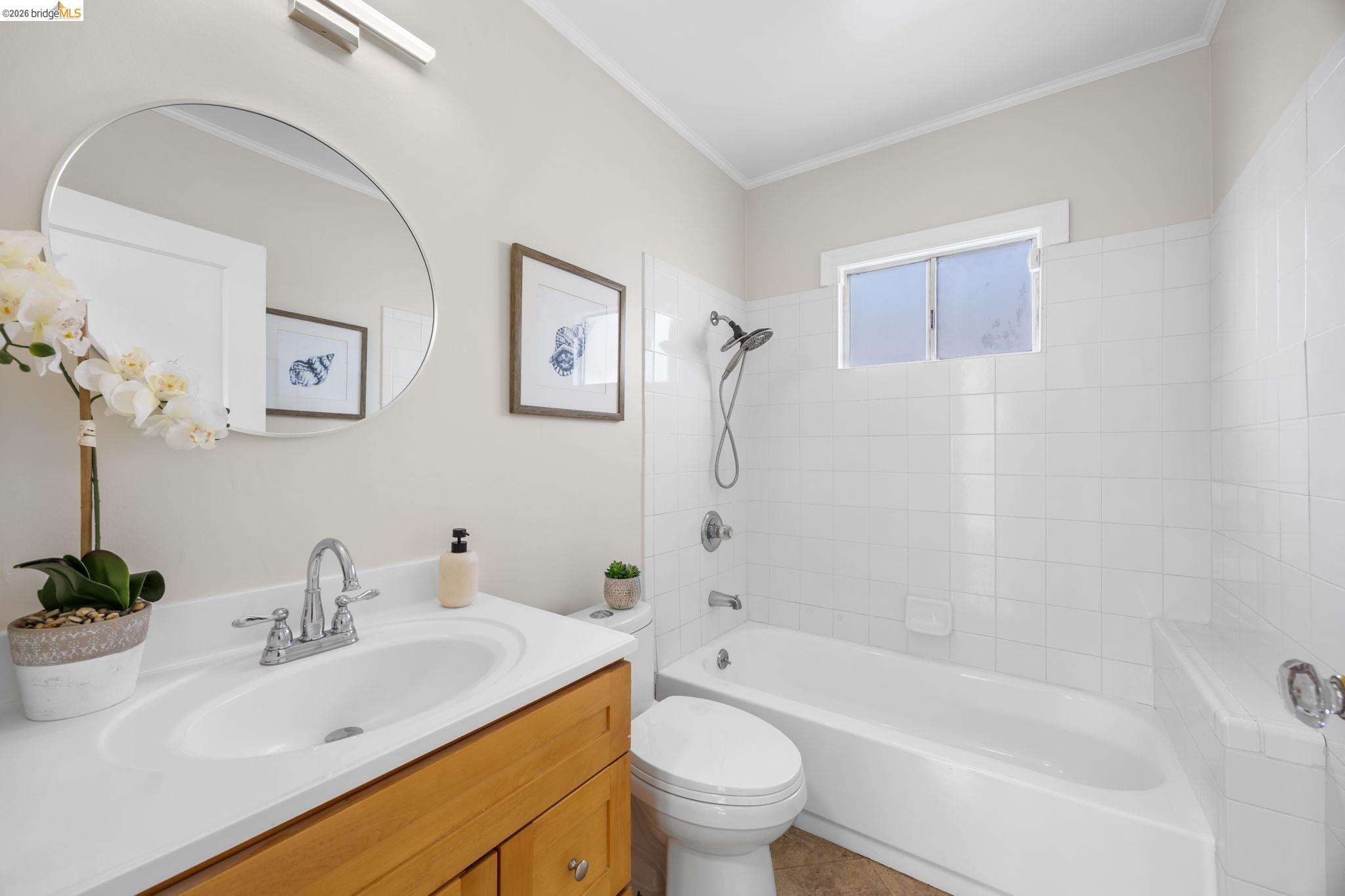 Detail Gallery Image 24 of 42 For 6100 Majestic Ave, Oakland,  CA 94605 - 3 Beds | 1 Baths