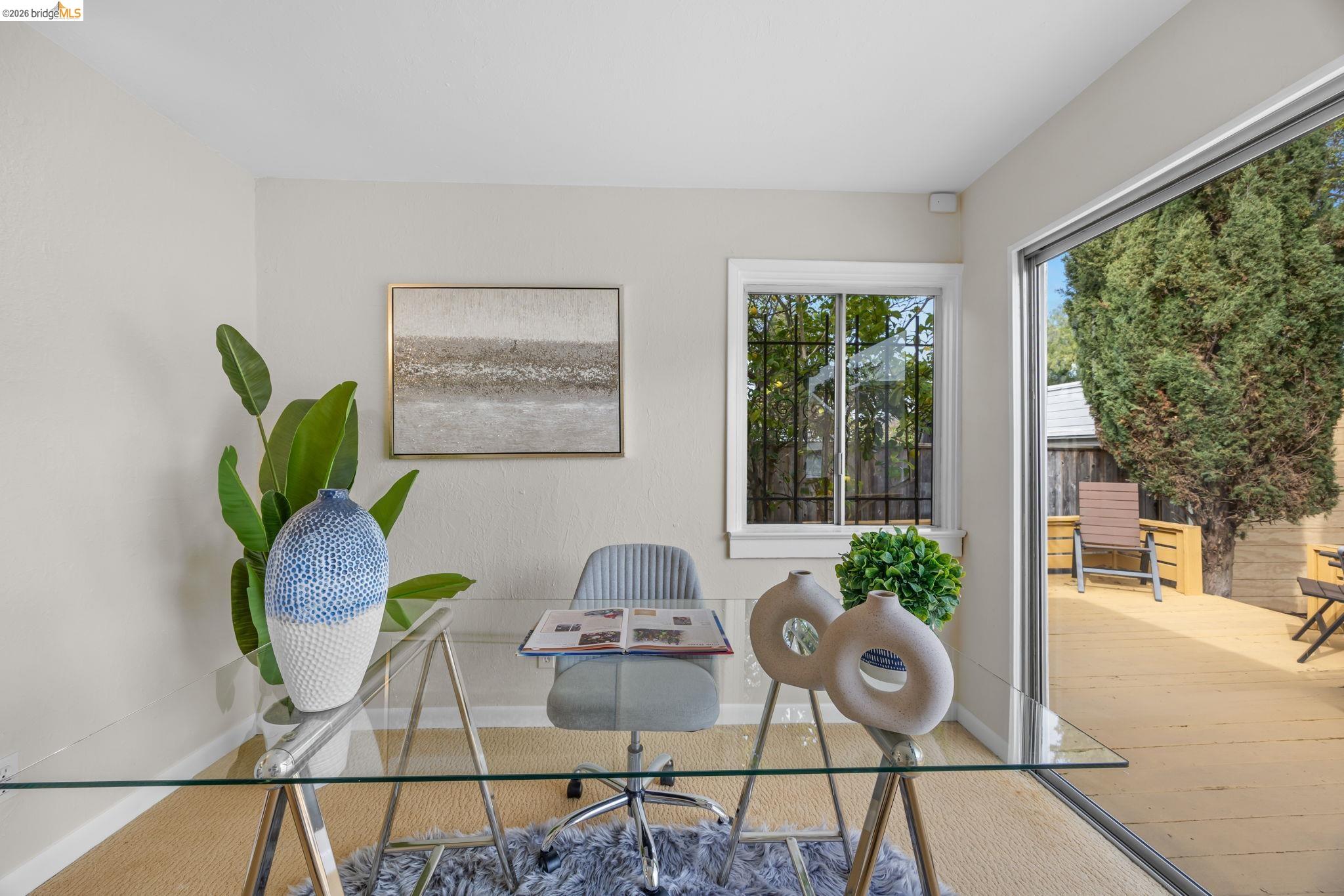 Detail Gallery Image 30 of 42 For 6100 Majestic Ave, Oakland,  CA 94605 - 3 Beds | 1 Baths