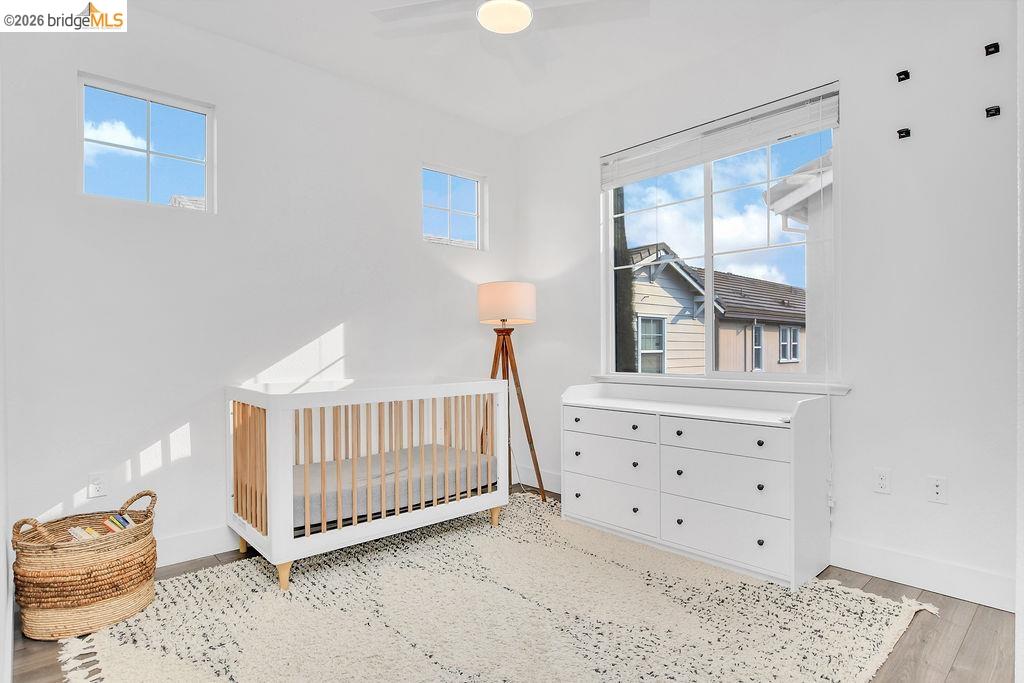 Detail Gallery Image 18 of 33 For 126 Halsey Wy, Pittsburg,  CA 94565 - 4 Beds | 2/1 Baths