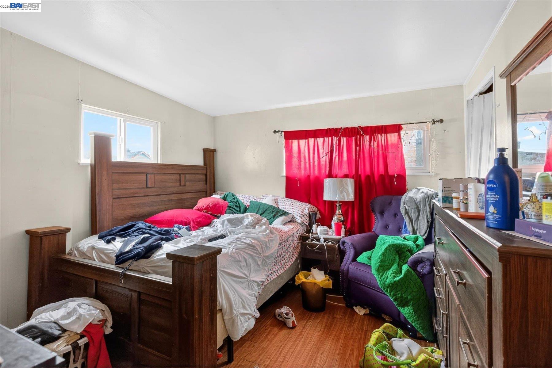 Detail Gallery Image 11 of 15 For 2724 E 22nd St, Oakland,  CA 94601 - 3 Beds | 1 Baths